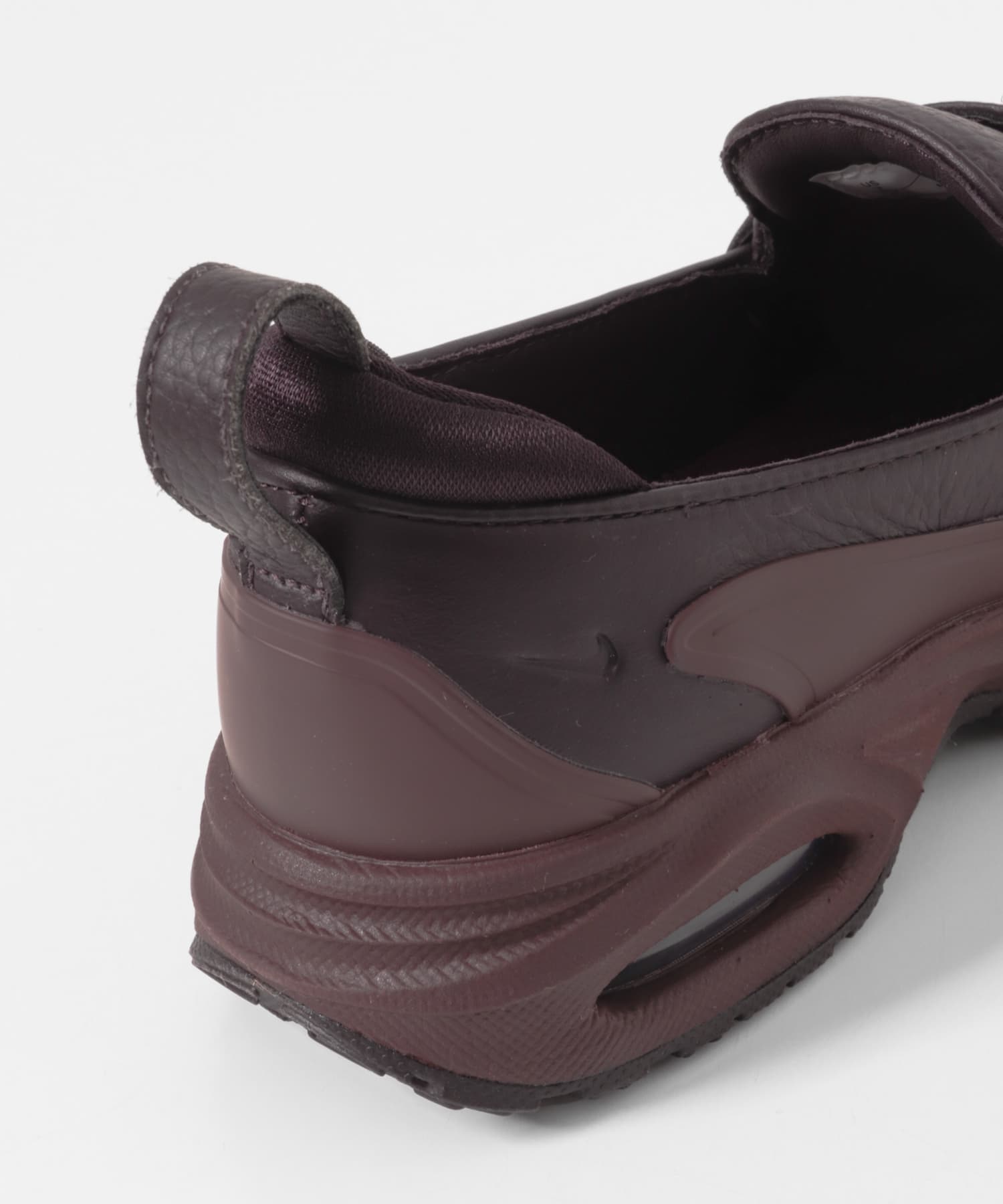 NIKE　AIR MAX PHENOMENA BURGUNDY 23.5