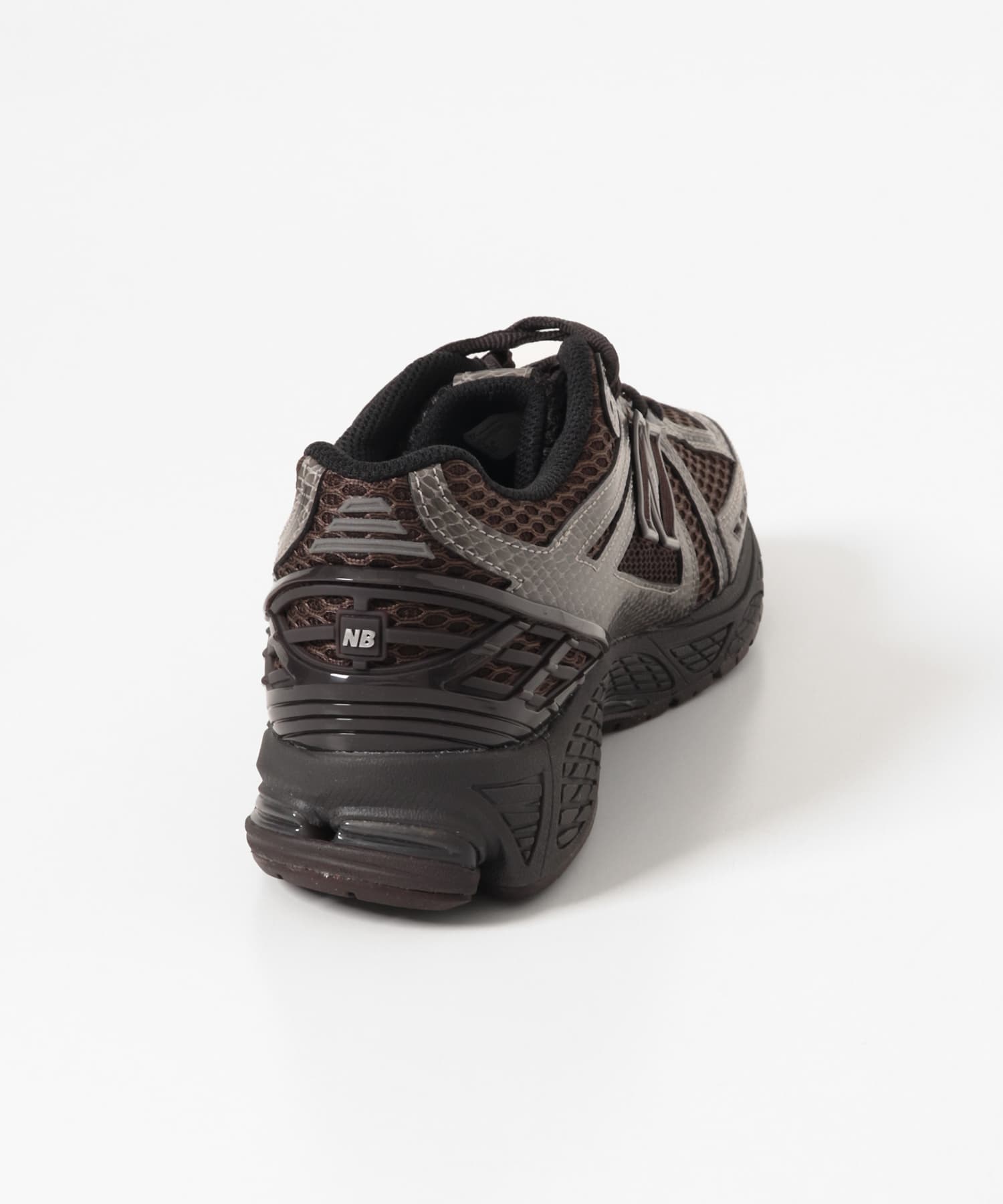 NEW BALANCE　1906R BROWN 23