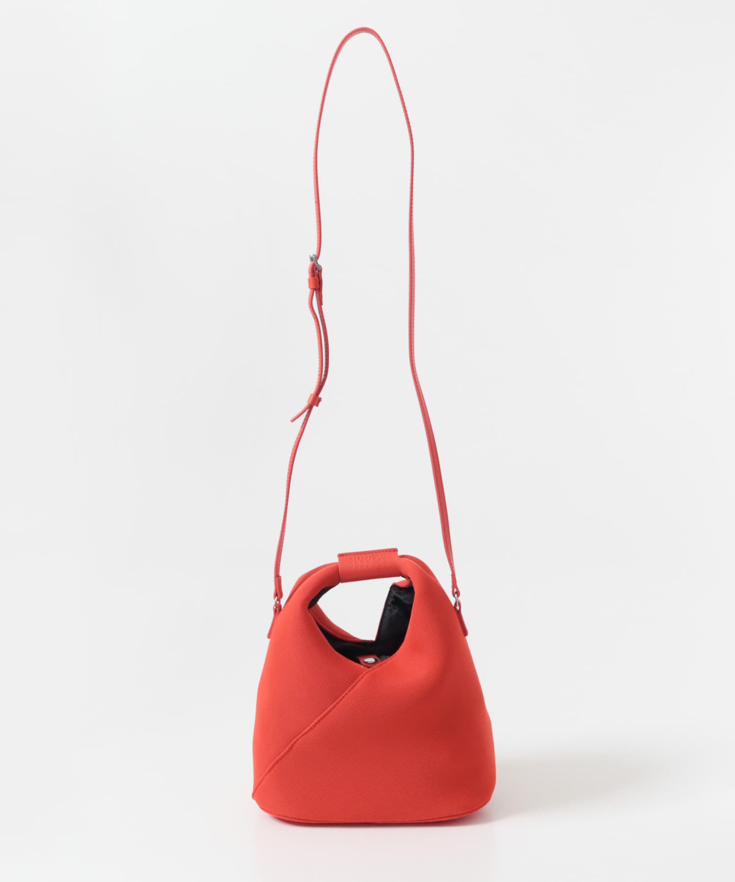 MM6　P6414 JP CROSSBODY BAG