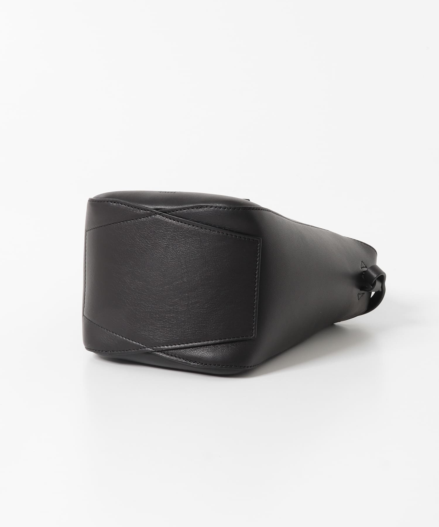 SAGAN VIENNA　REINS BUCKET BAG S BLACK S