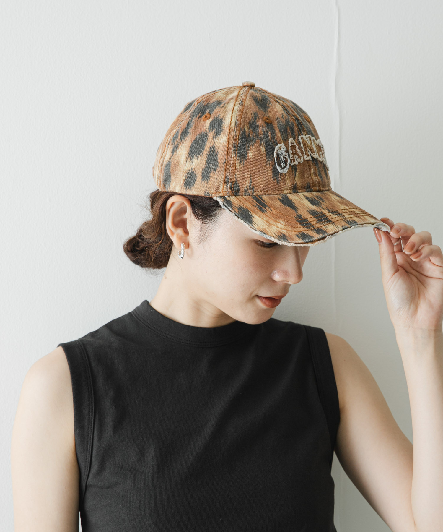 GANNI　PRINT CANVAS CAP