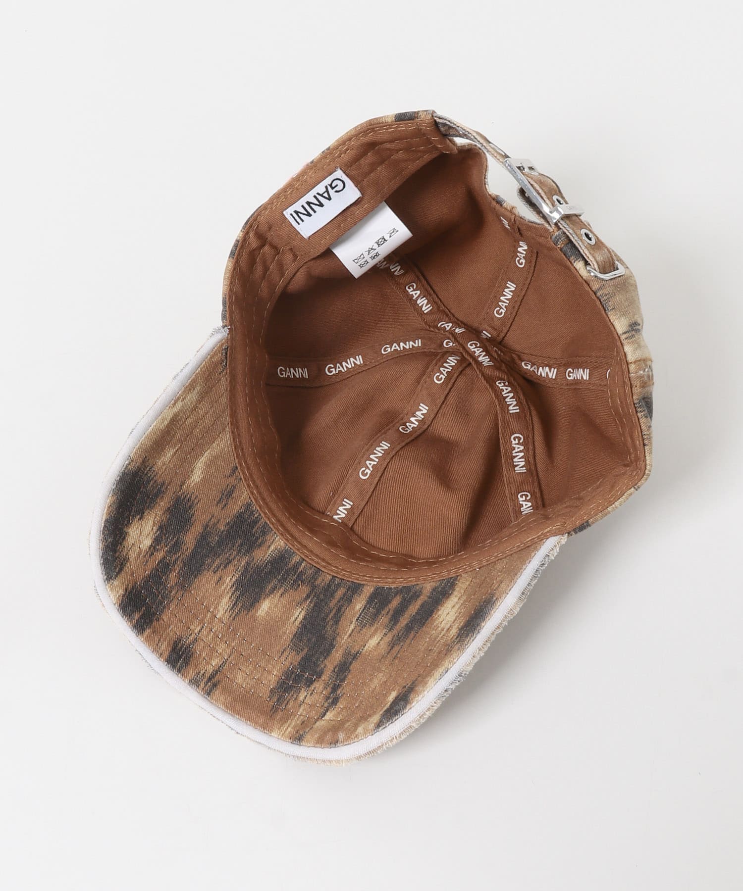 GANNI　PRINT CANVAS CAP ARGAN OIL -