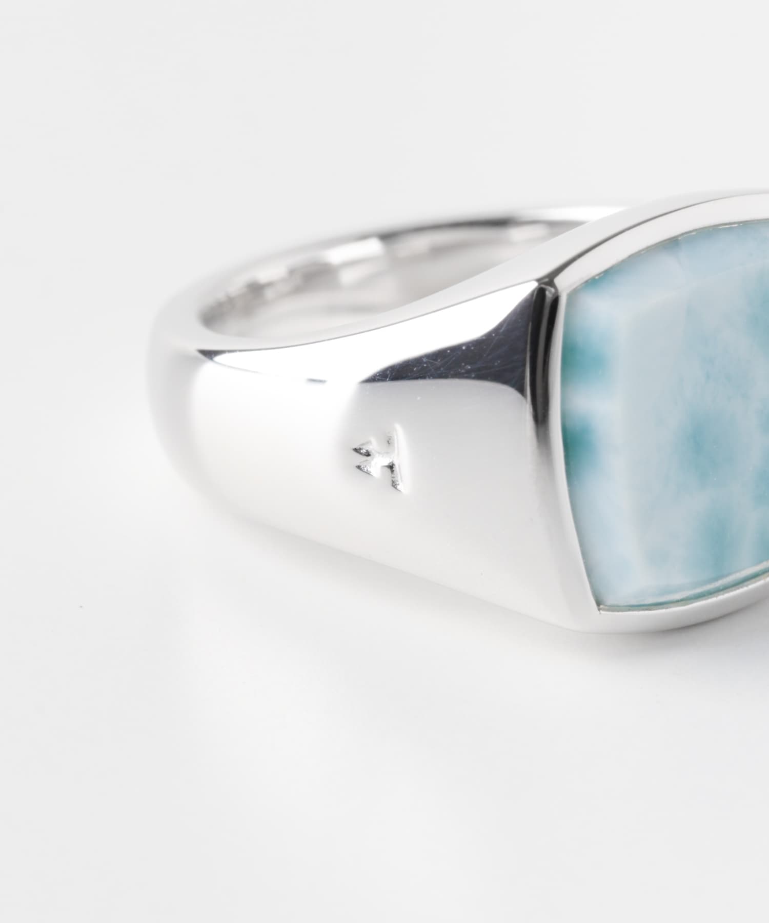 TOM WOOD　KAY RING ICE BLUE ICE BLUE 44