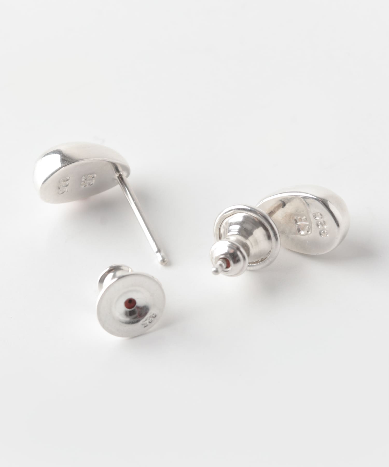 Sophie Buhai TINY EGG STUDS(- SILVER): アクセサリー｜URBAN