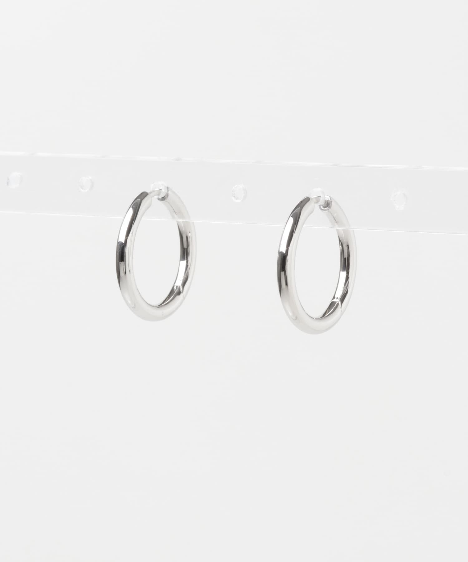 TOM WOOD　CLASSIC HOOPS MEDIUM