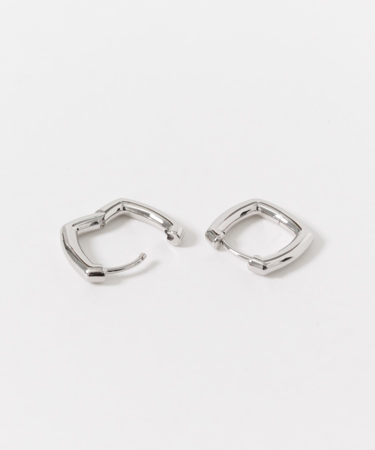 TOM WOOD　FRAME HOOPS SMALL SILVER -