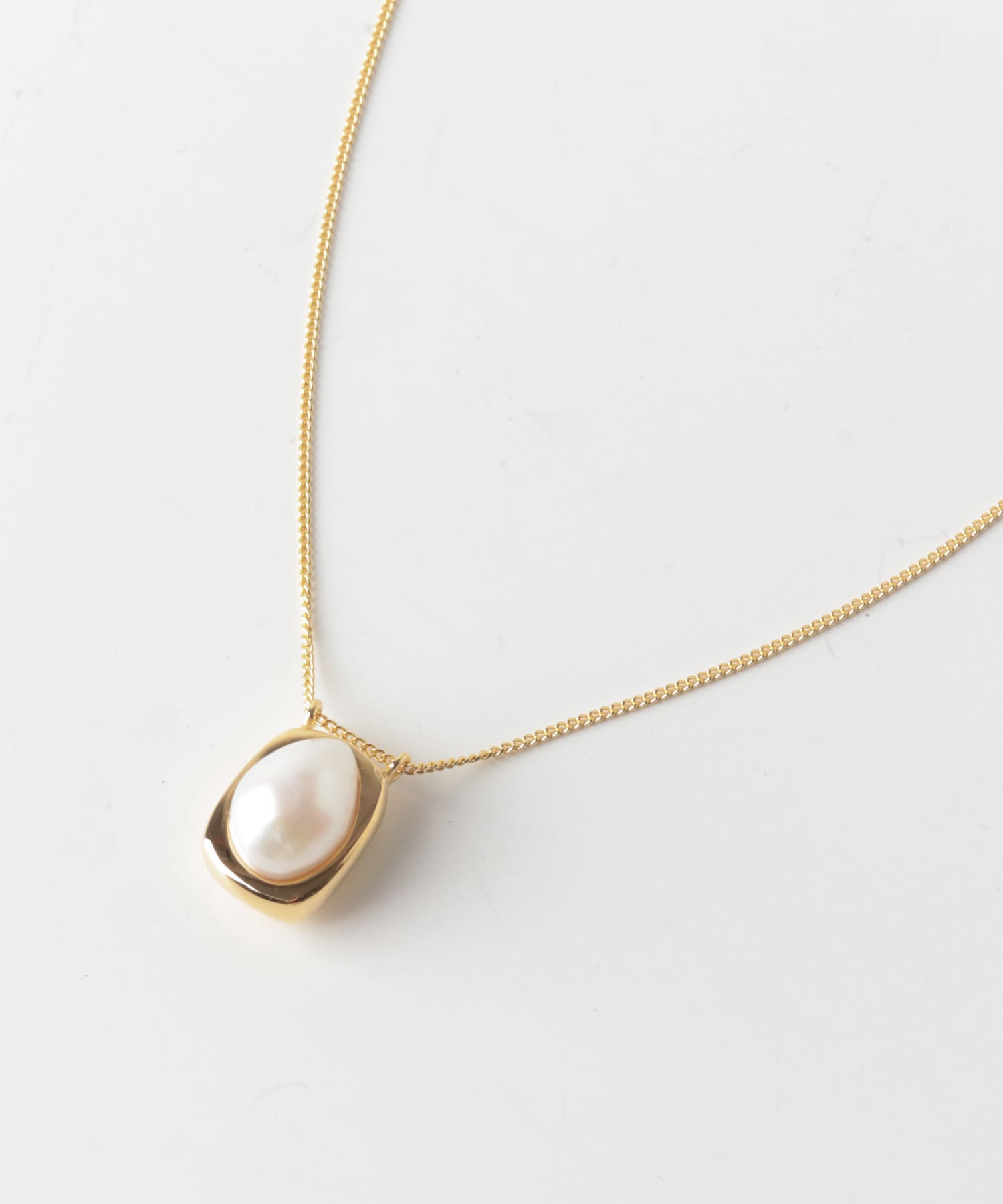 PLOW　PEARL TOP NECKLACE