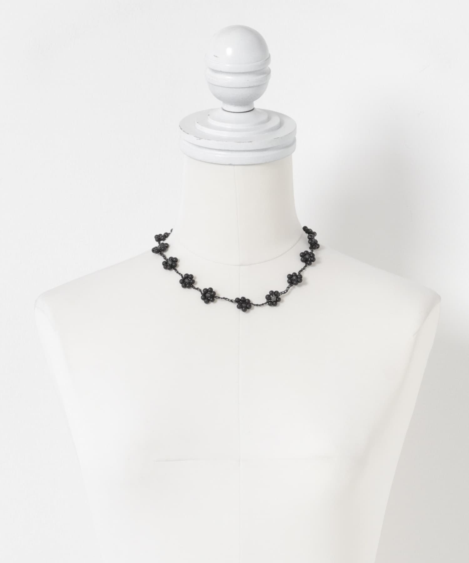 PROTCOL　FLOWER NECKLACE BLACK -