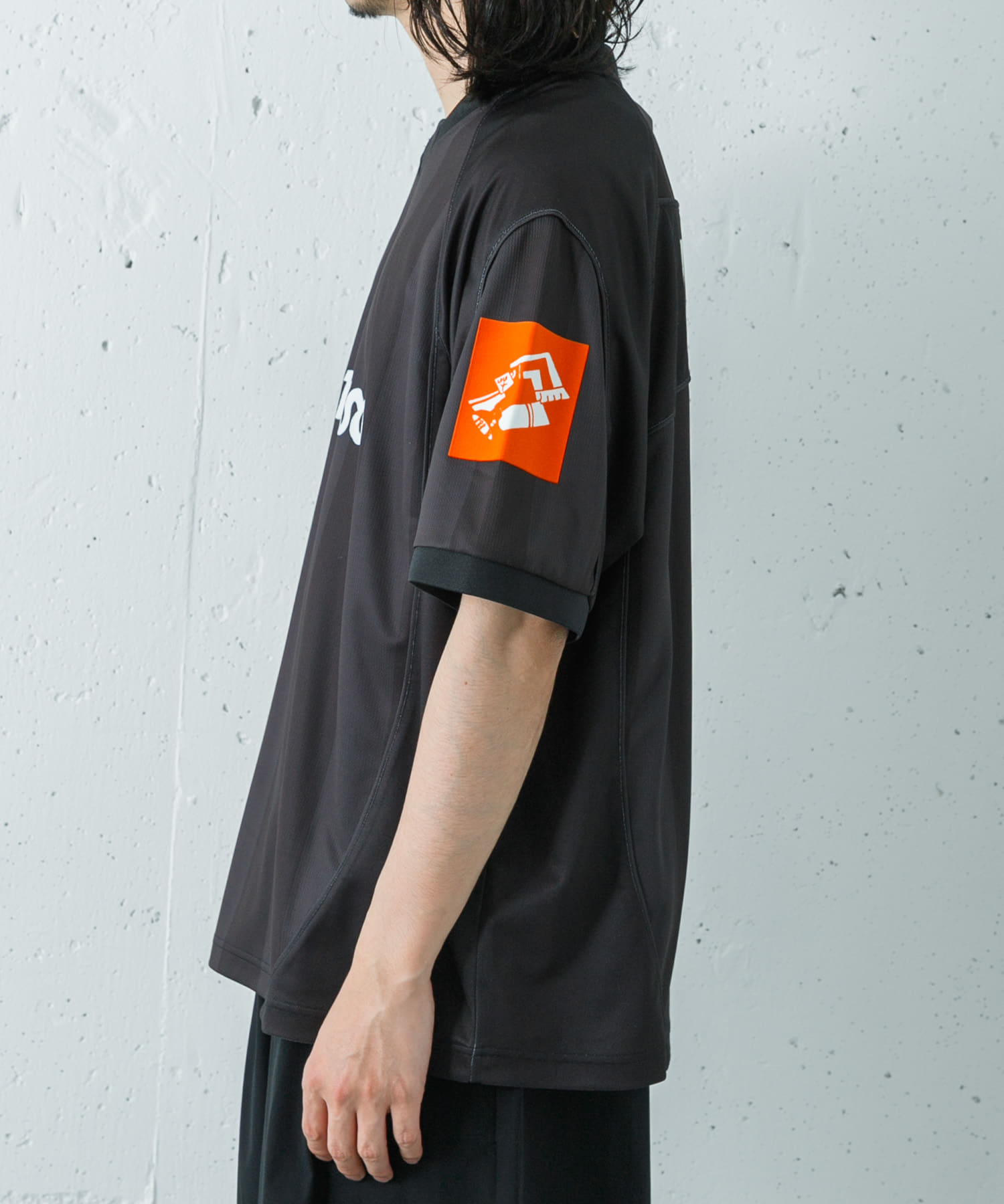 GRAY×BLACK