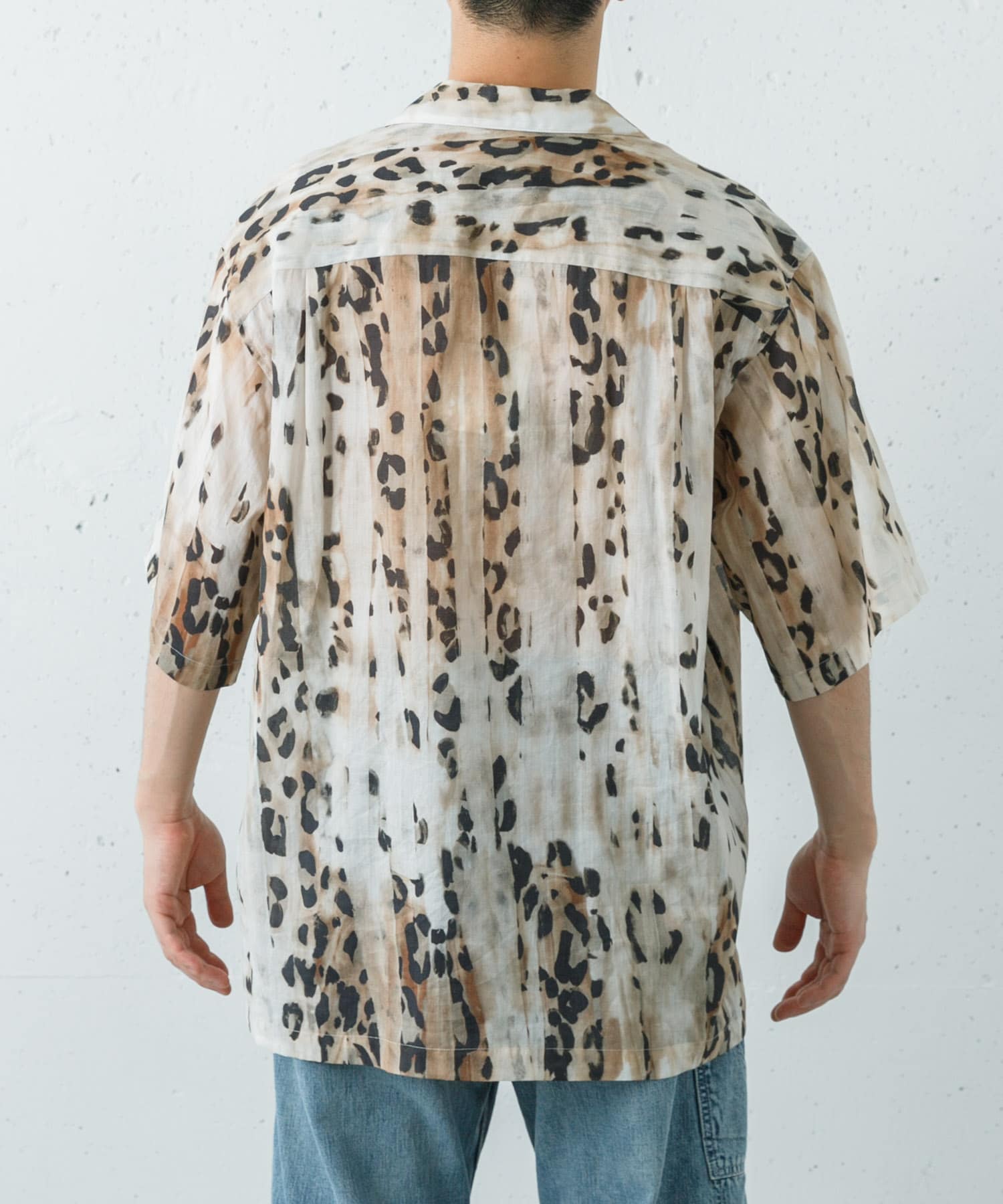 身長 : 172cm サイズ : 40