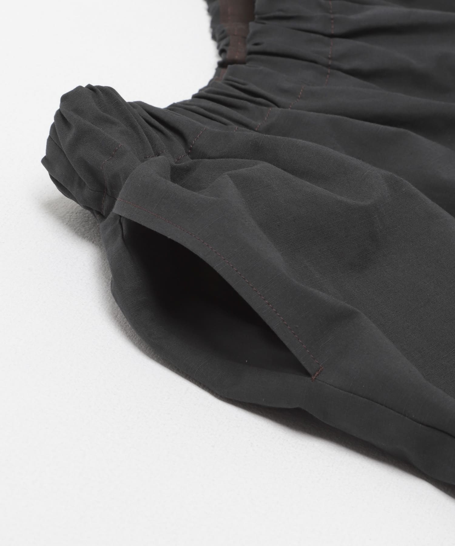 Cale　コットンリネンウェザータンブラーショーツ テツクロ 3