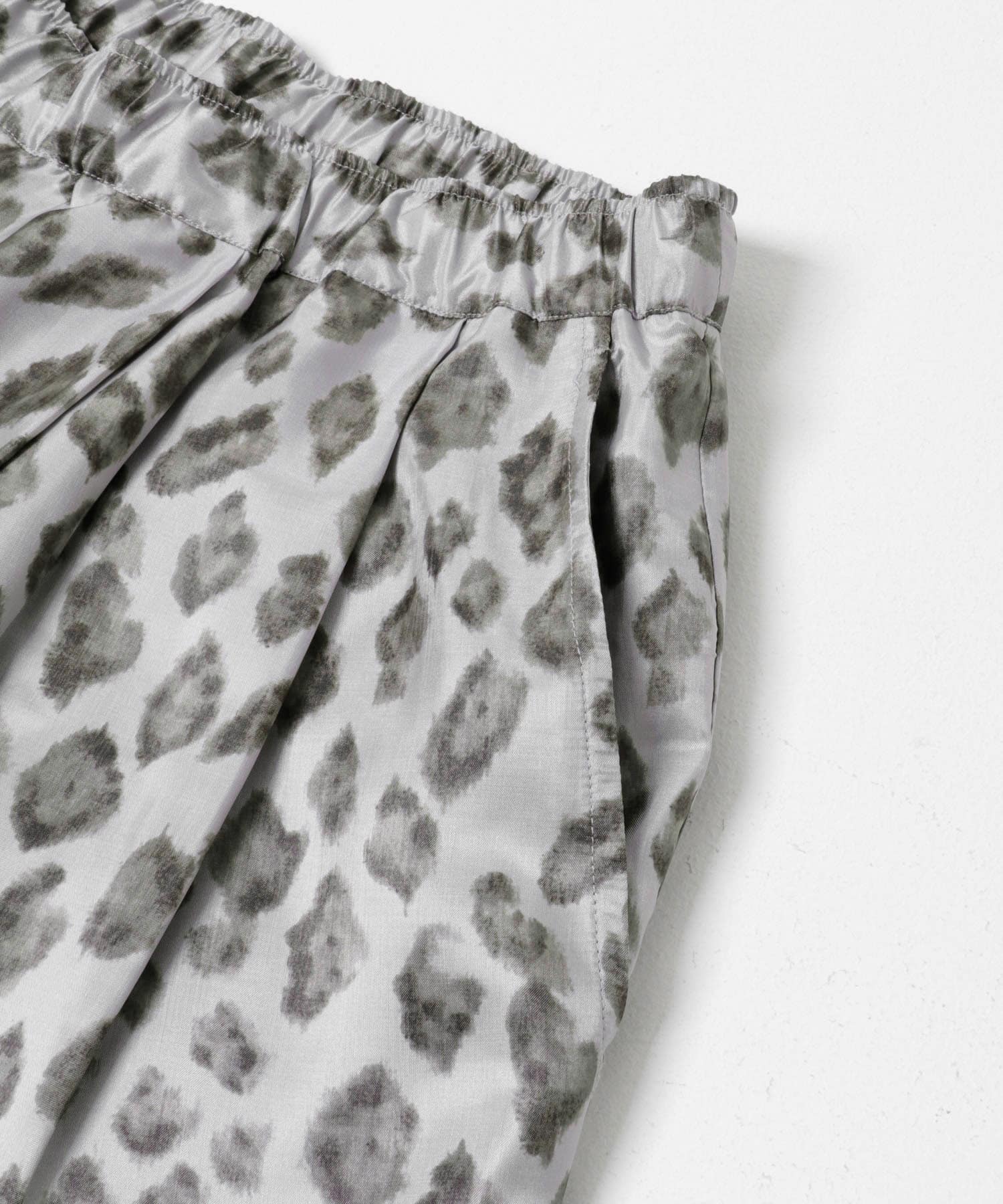 SEVEN BY SEVEN　TUCK EASY SHORT PANTS 020 GRAY M