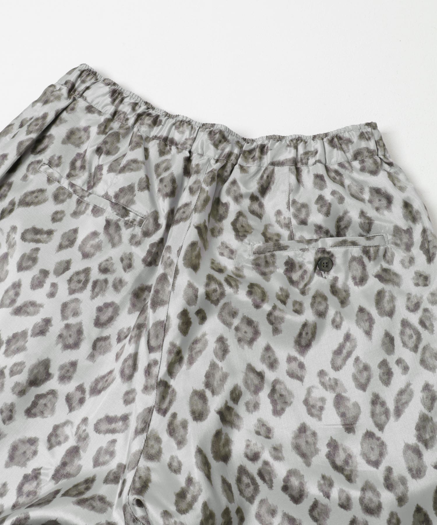 SEVEN BY SEVEN　TUCK EASY SHORT PANTS 020 GRAY M