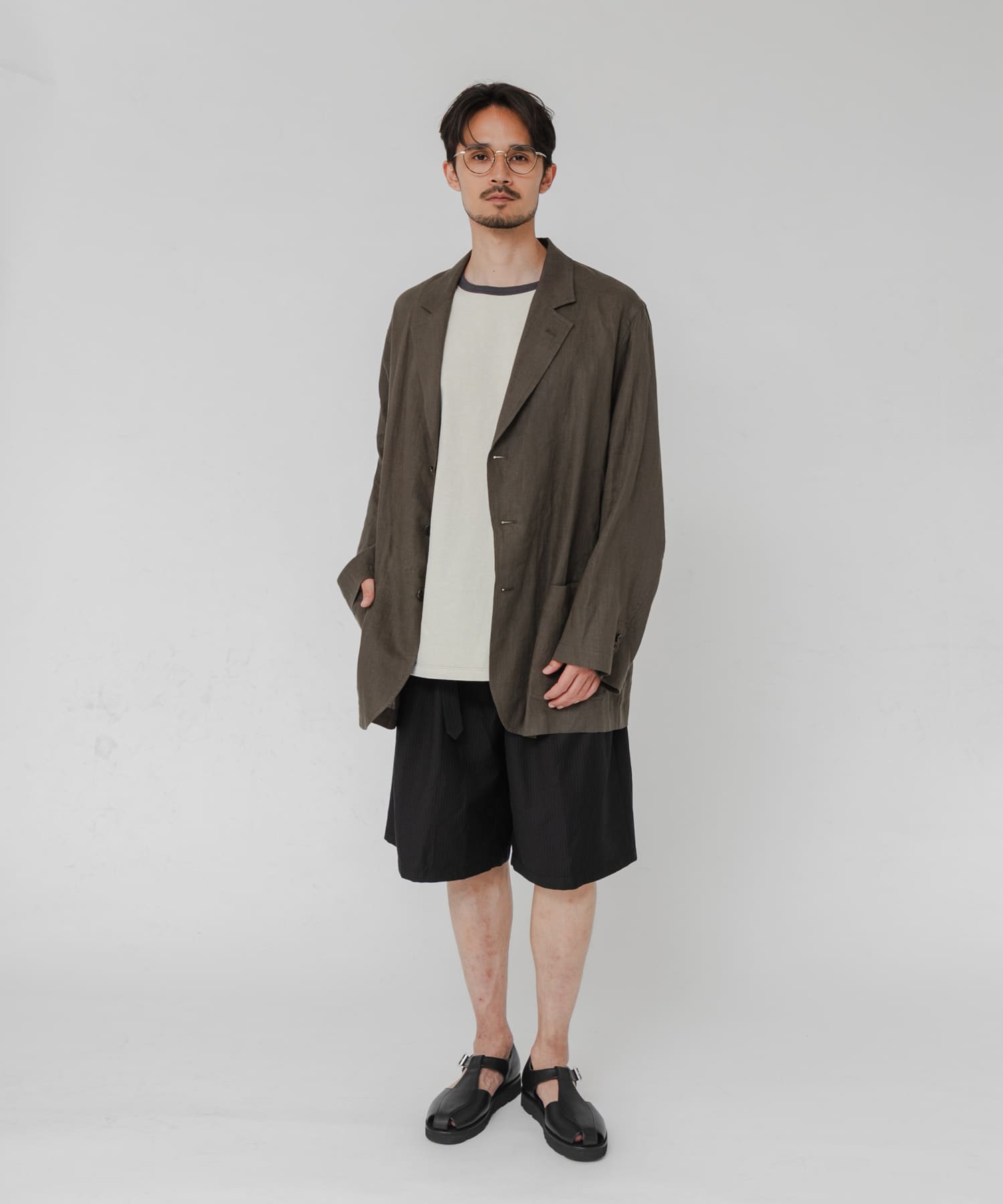 身長：178cm サイズ：40