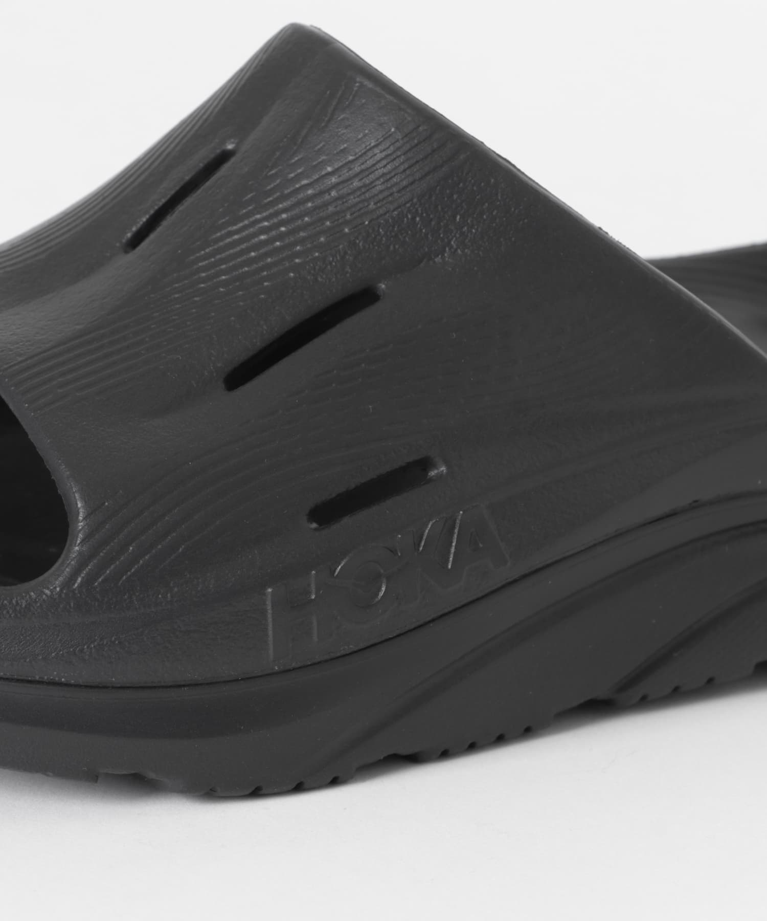 HOKA ONEONE　ORA RECOVERY SLIDE 3 BBLC 26