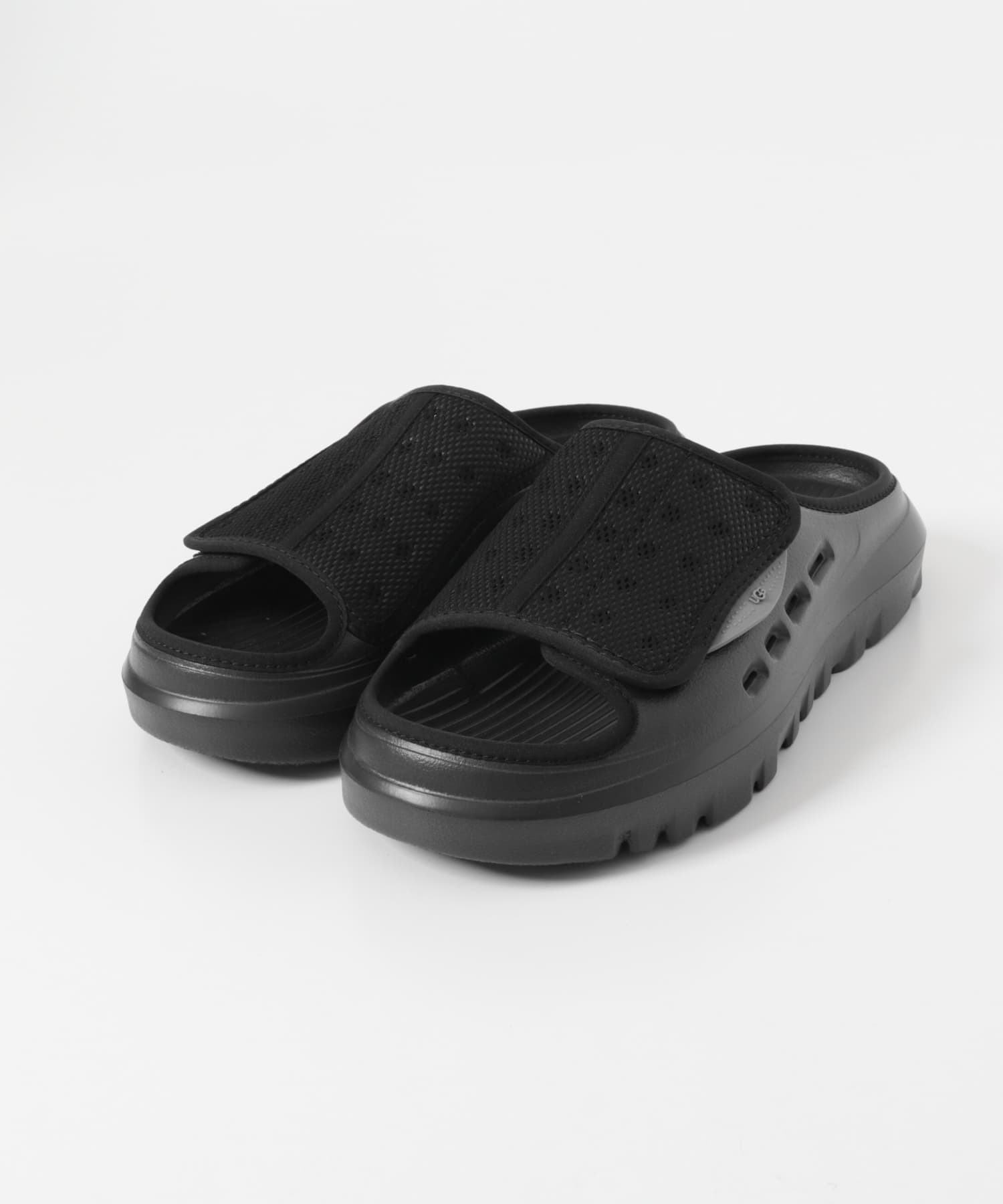 【期間限定値下げ】UGG ピークモッド PeakMod サンダル　26cm UGG M PEAKMOD SLIDE(8 BLACK): シューズ｜URBAN RESEARCH公式