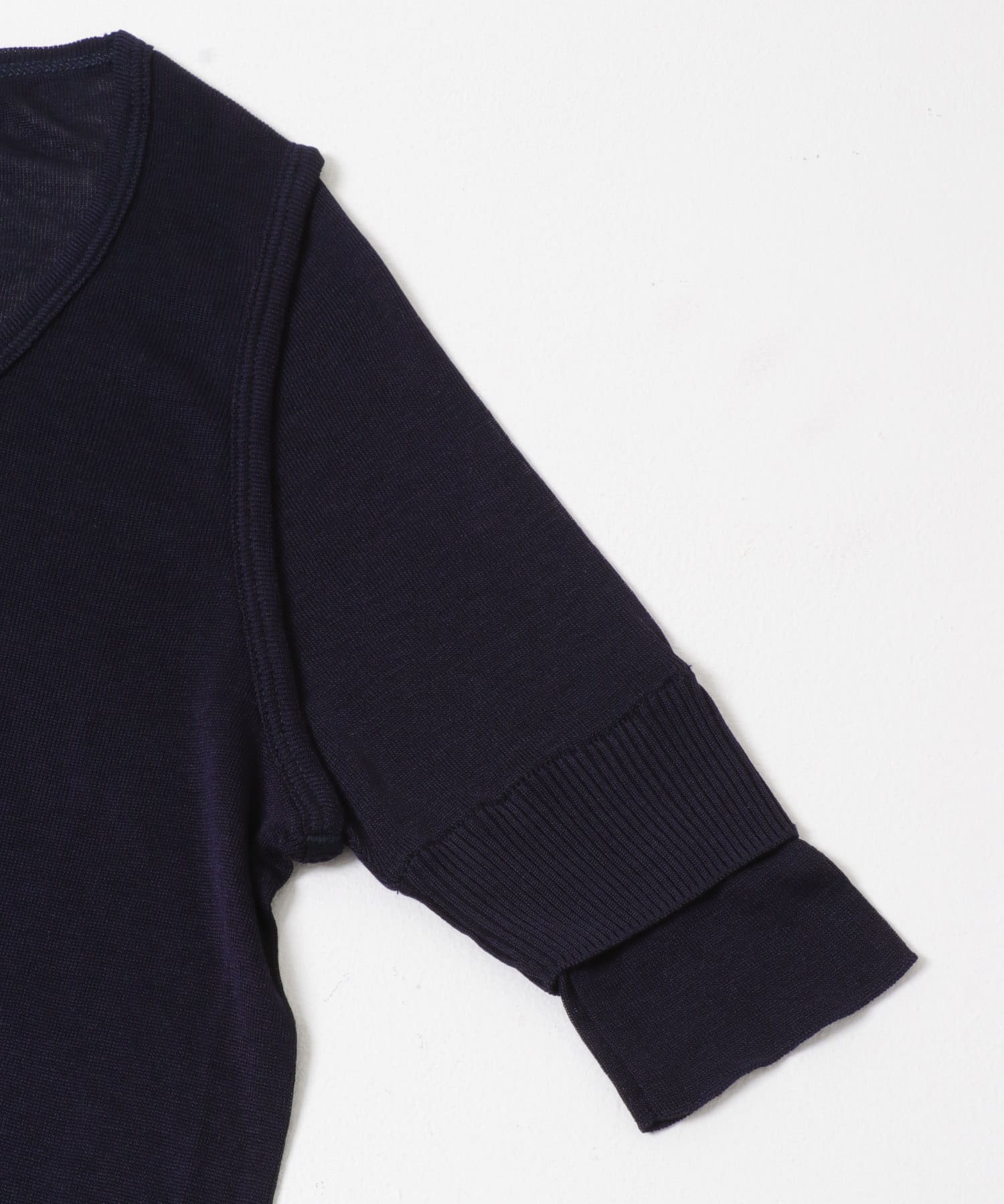 LEMAIRE SEAMLESS TROMPELOEIL TOP(S MIDNIGHT): トップス｜URBAN
