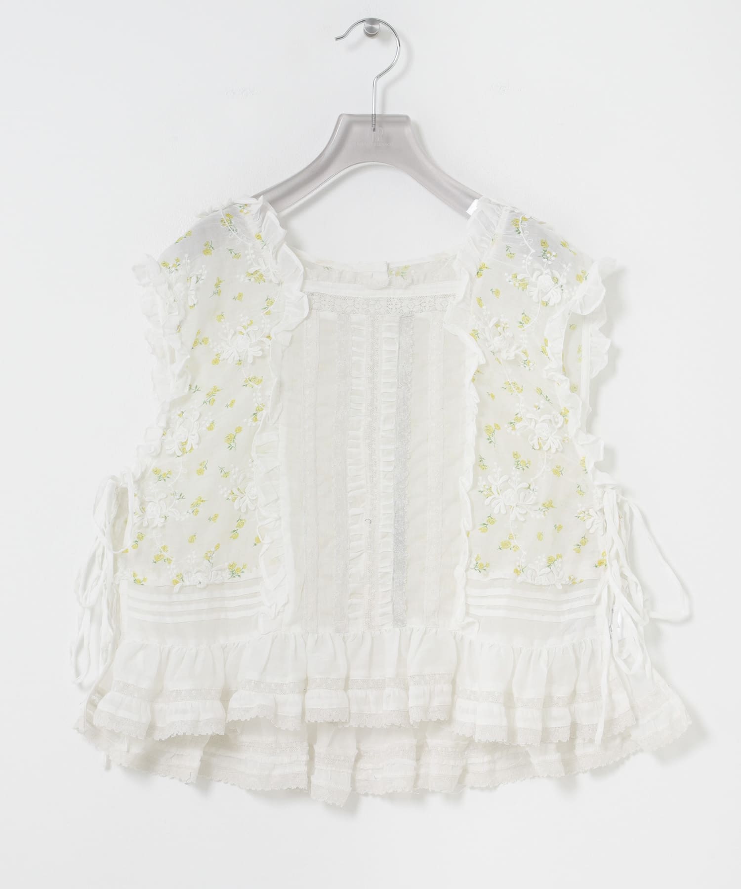 crinkle crinkle crinkle SHEER FLOWER VEST BLOUSE(Free BLACK