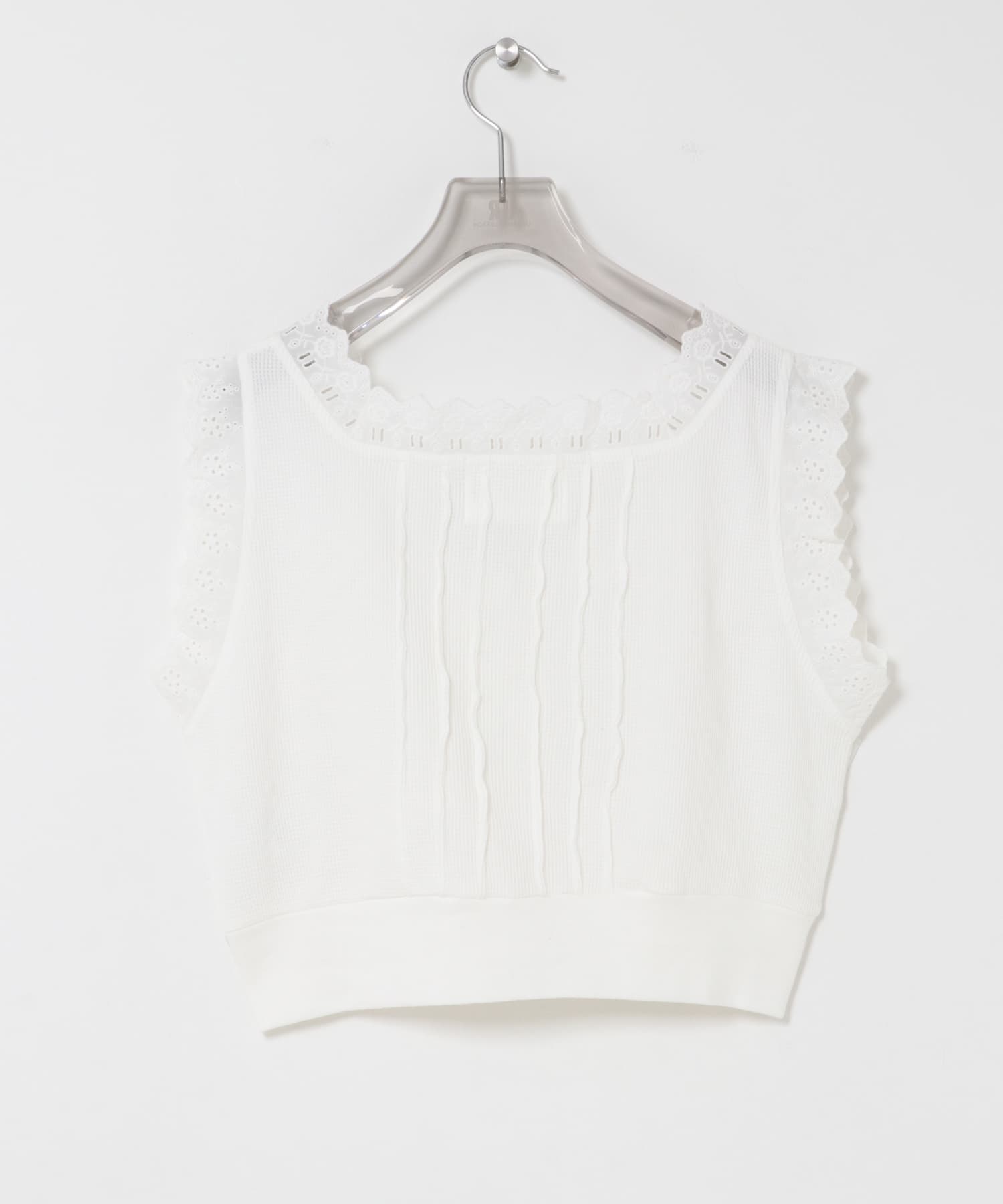 crinkle crinkle crinkle　WAFFLE FRILL VEST WHITE Free