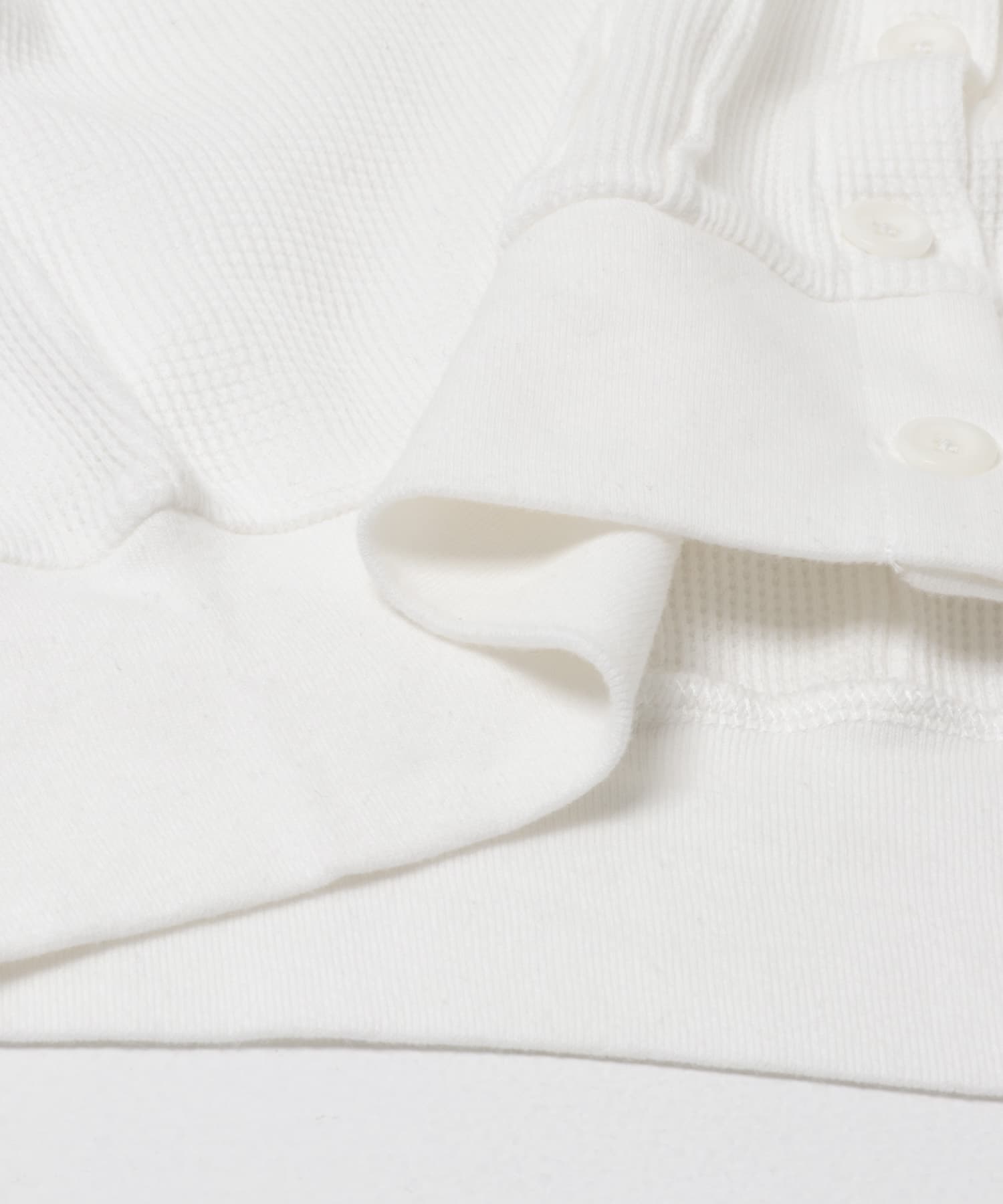 crinkle crinkle crinkle　WAFFLE FRILL VEST WHITE Free