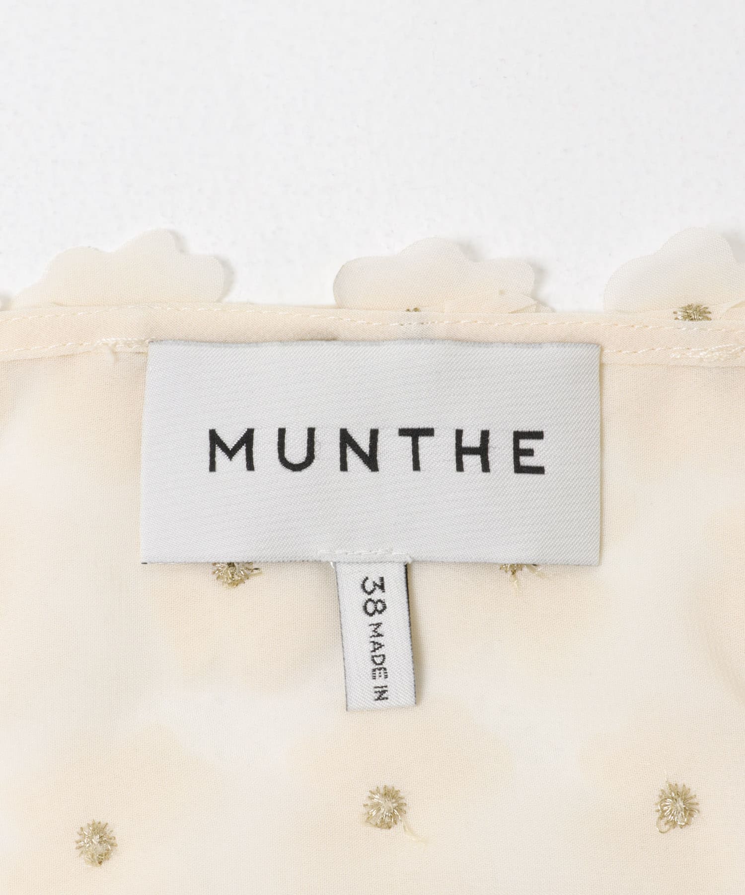 MUNTHE　BOSSI CREME 36