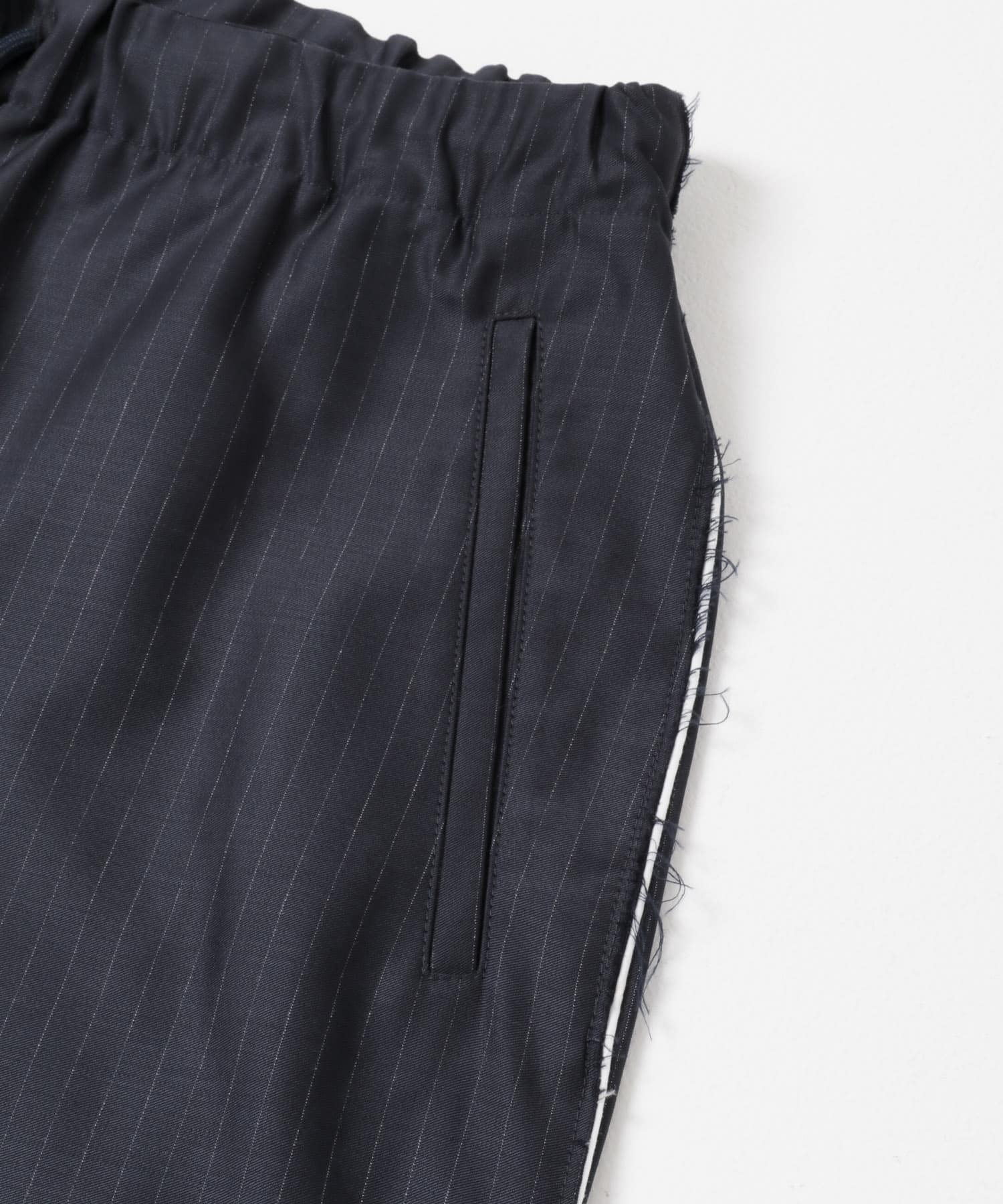NAVYSTRIPE