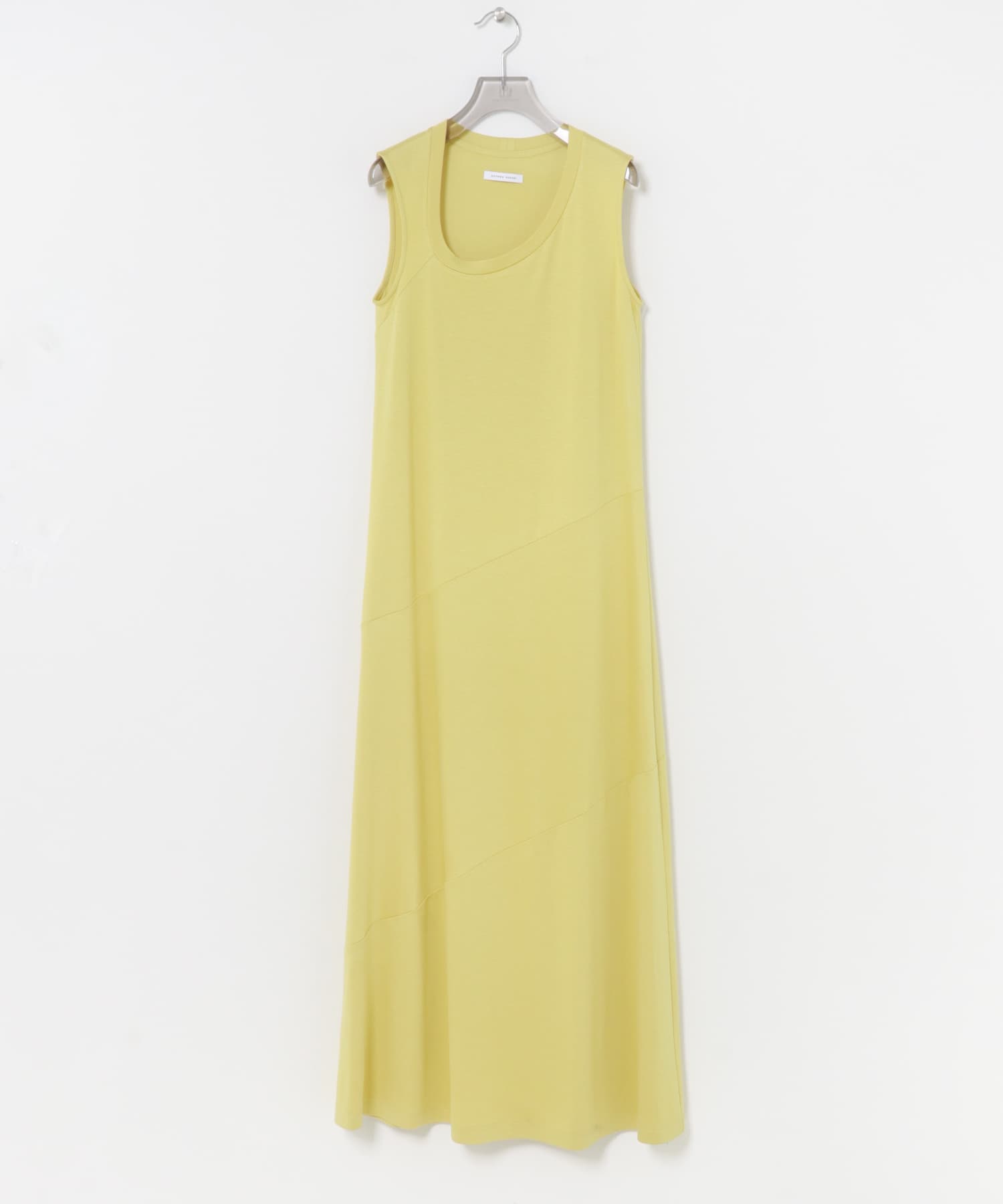 SATORU SASAKI　スパイラルカットウィアードネックドレス