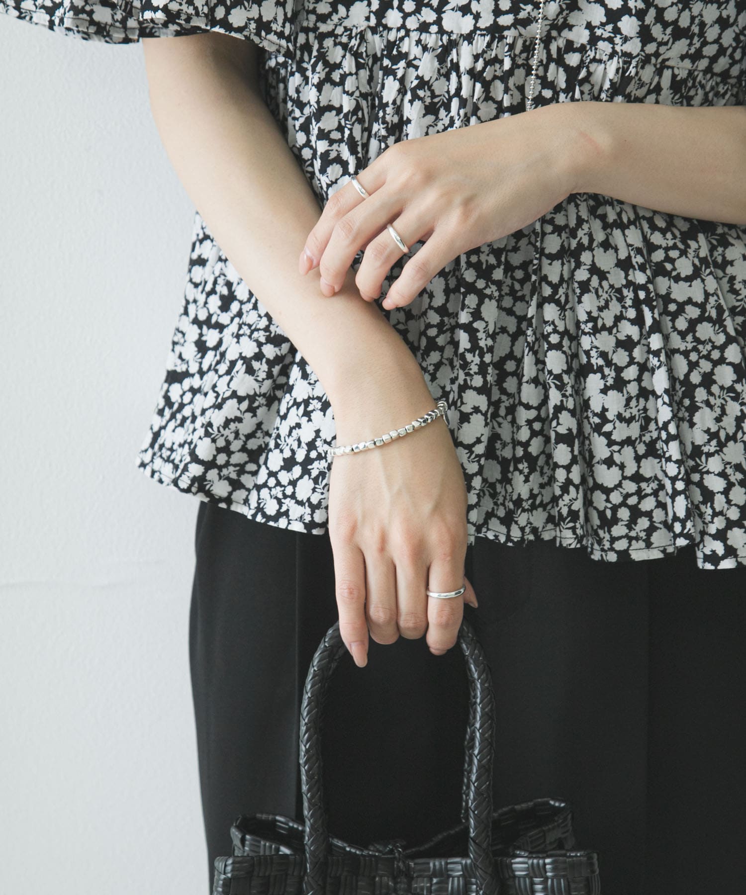 PHILIPPE AUDIBERT　SQUARE BRACELET SILVER -