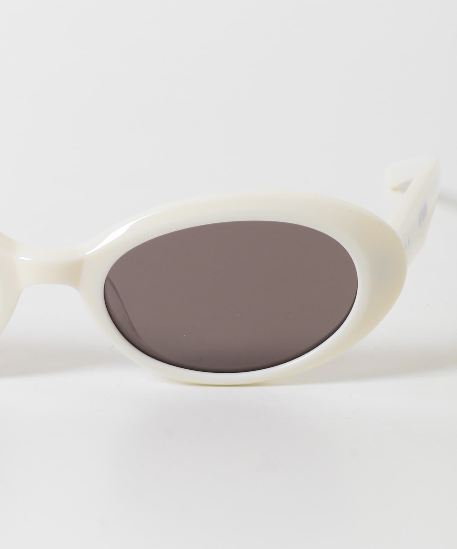 WHITEBROWN