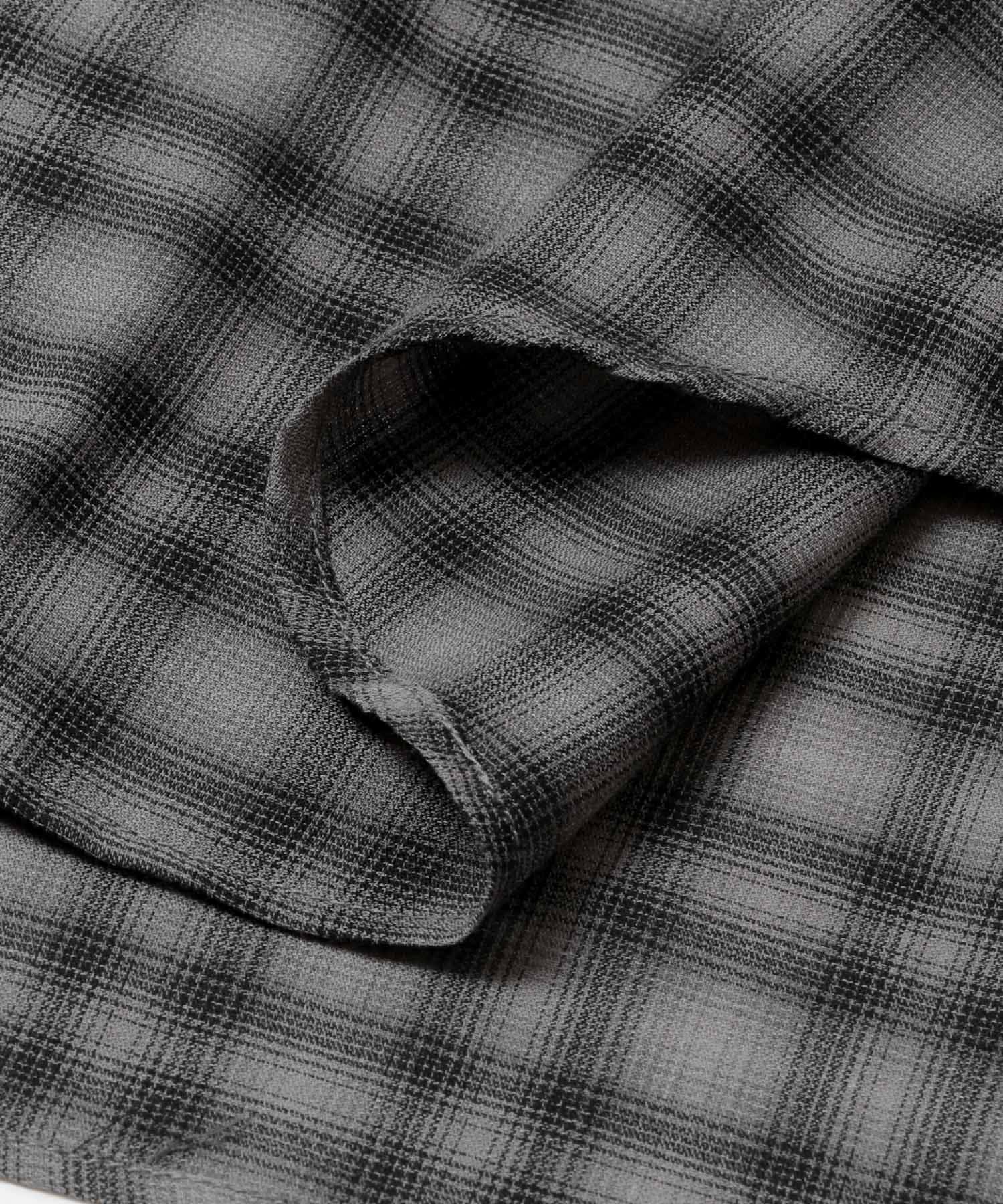 BLK.GRY