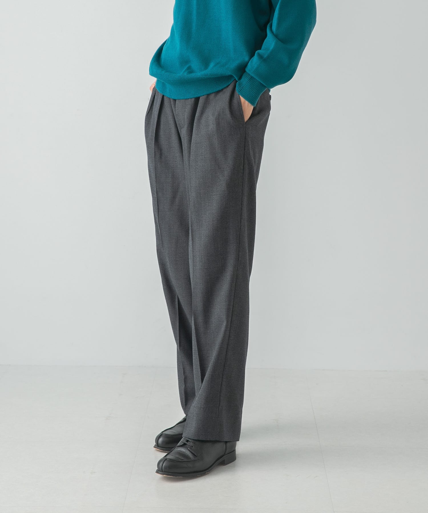 身長：186cm サイズ：34