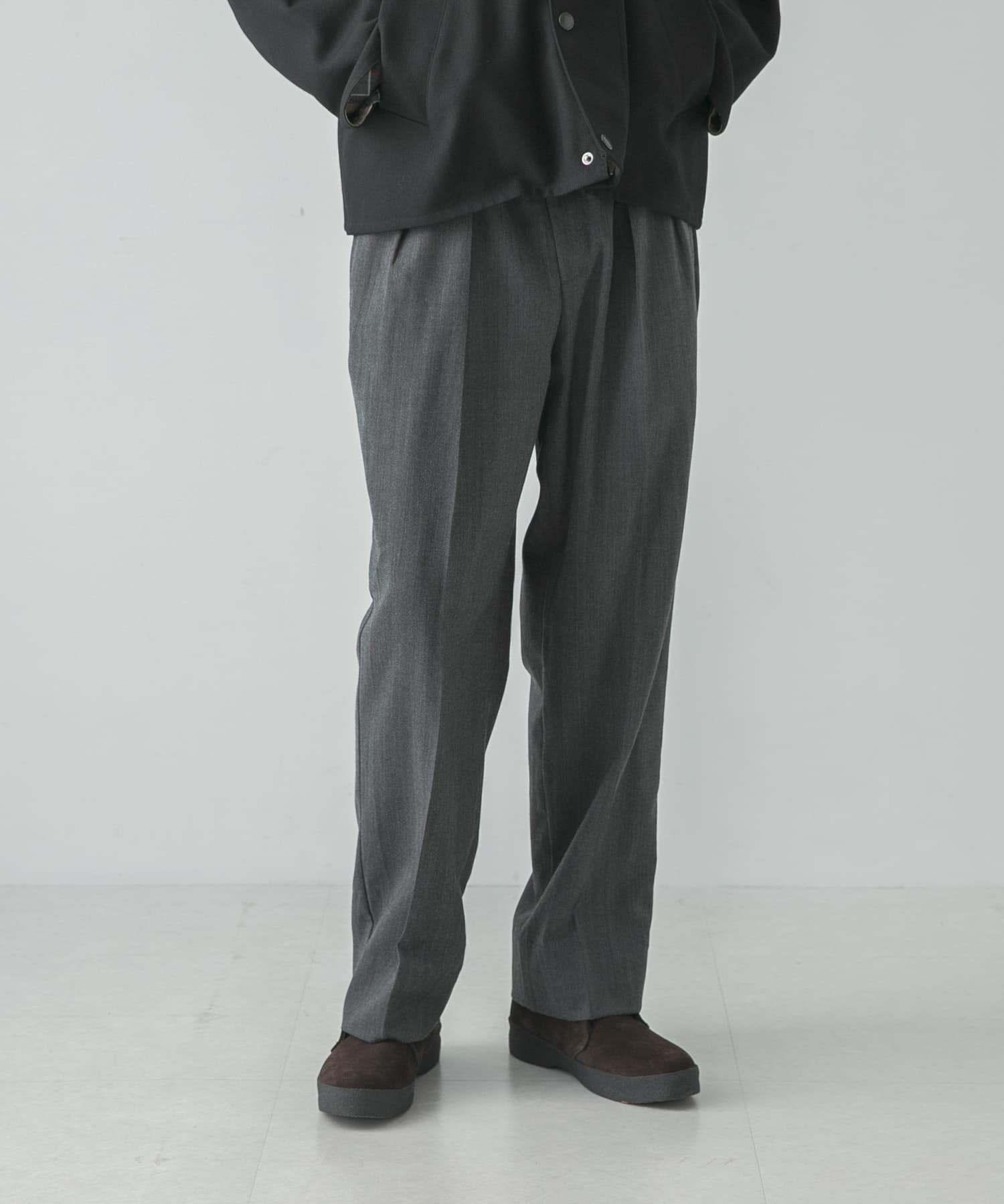 身長：186cm サイズ：34