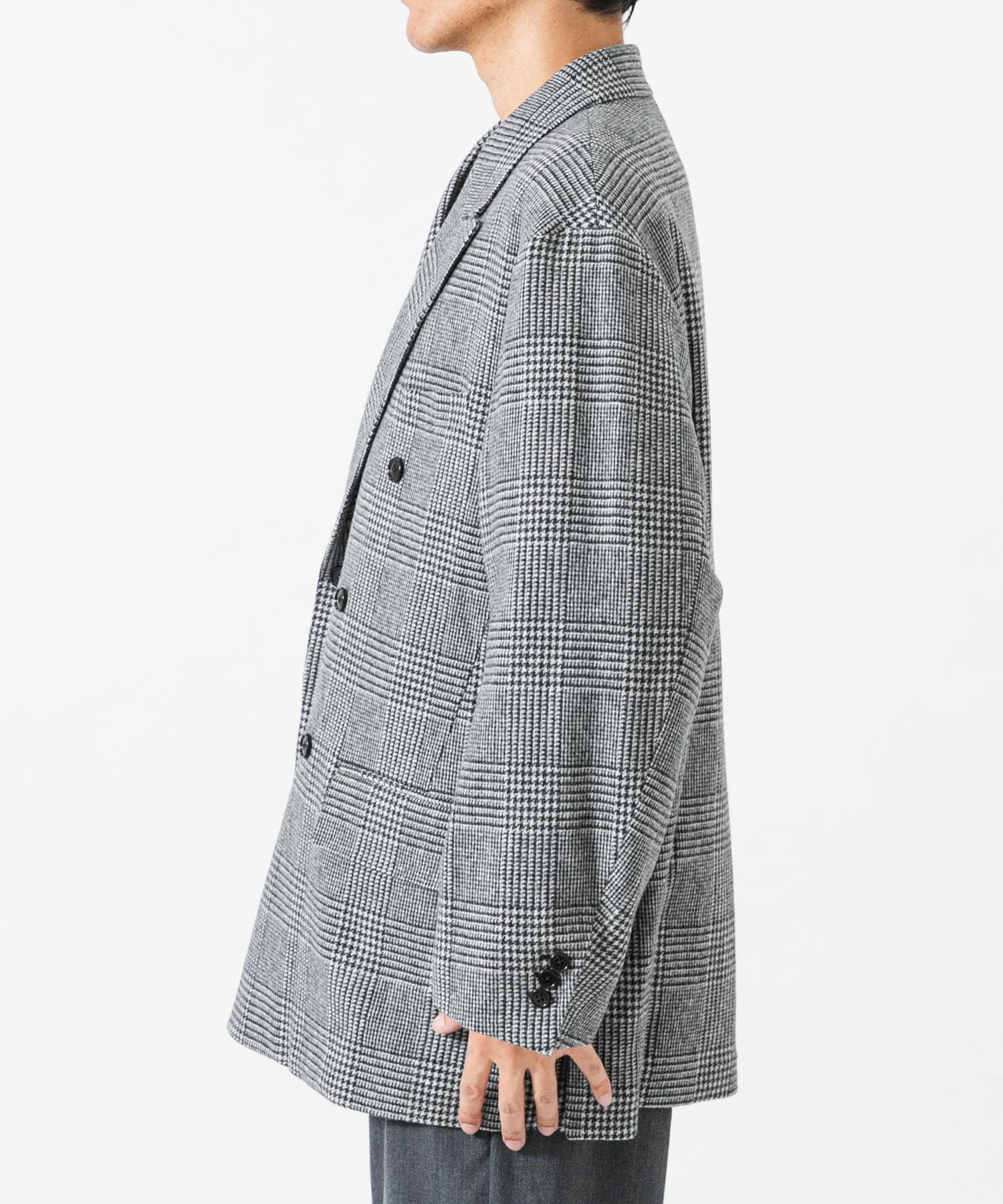 身長：185cm サイズ：42