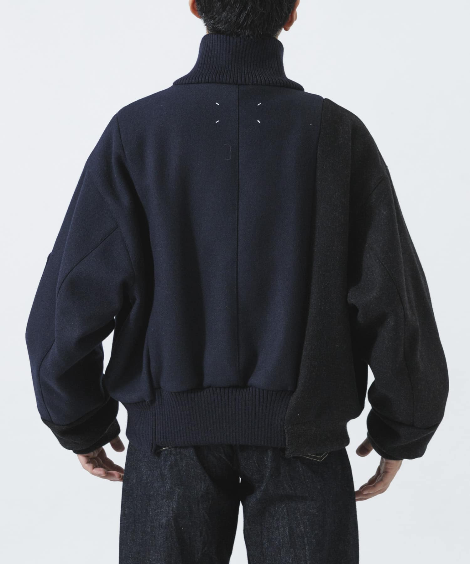 961 BLACK