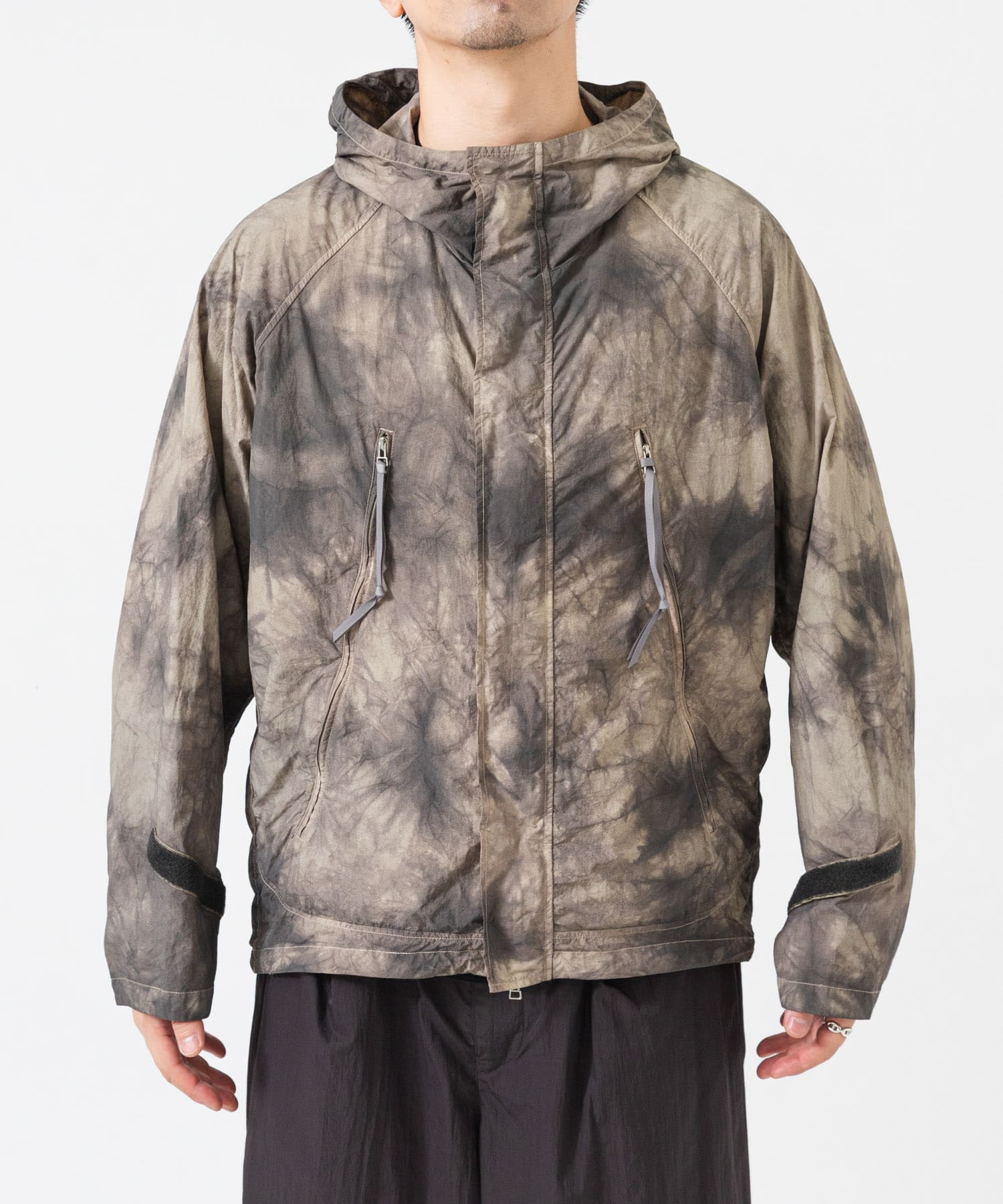 Beige Dye