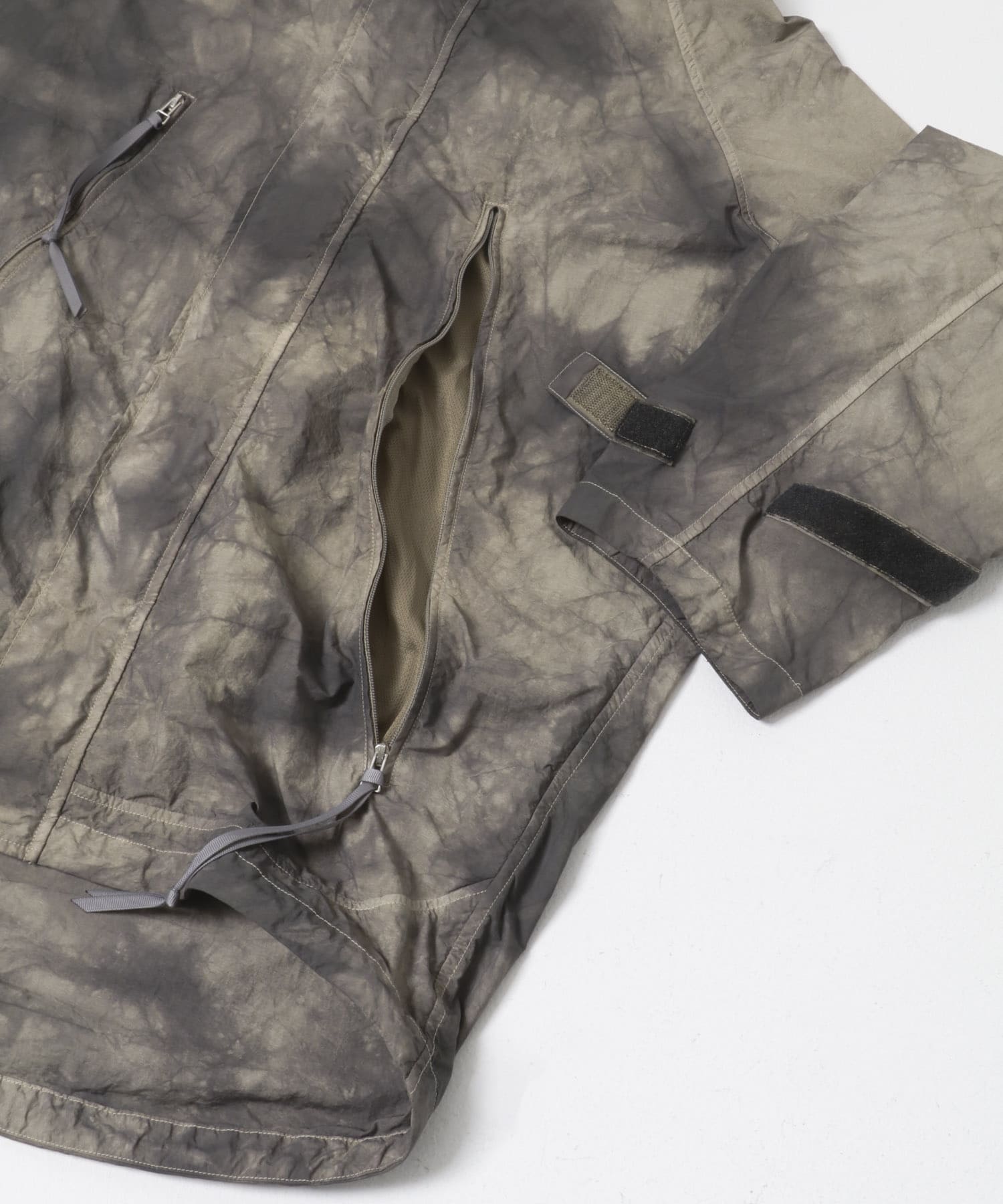 Beige Dye
