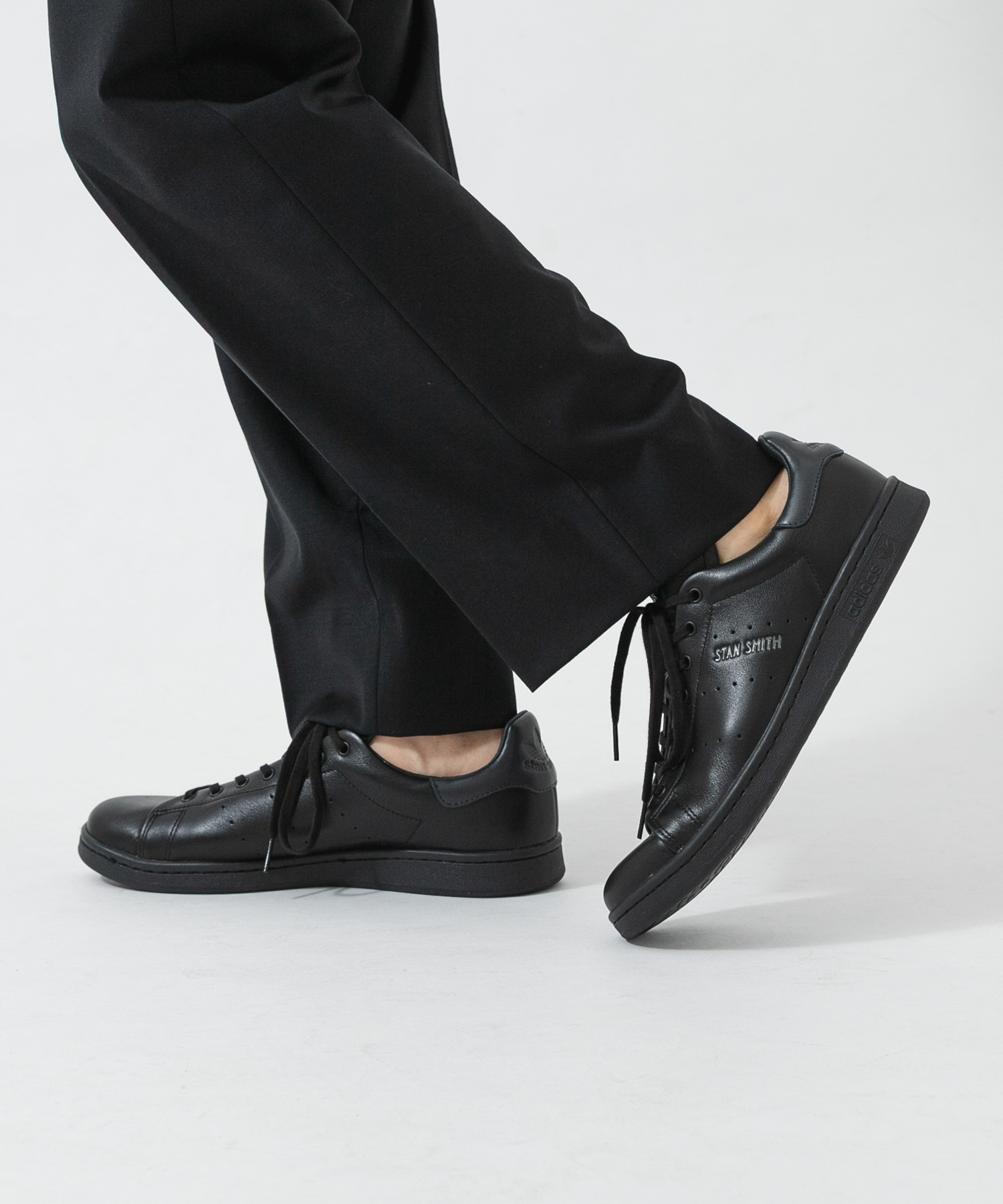 adidas　STAN SMITH LUX