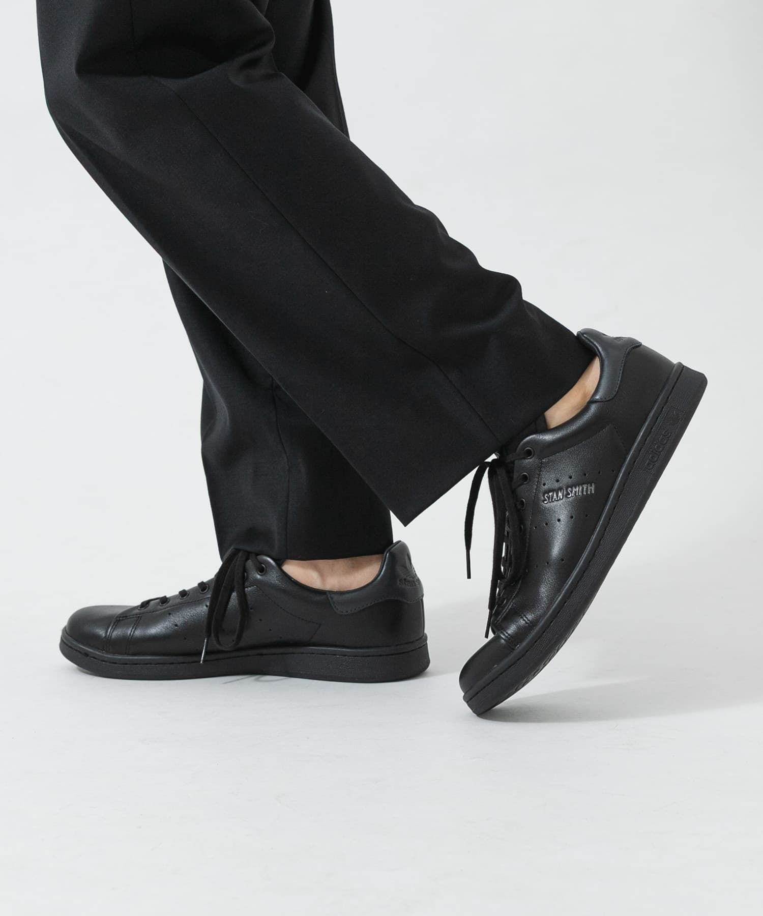 adidas　STAN SMITH LUX