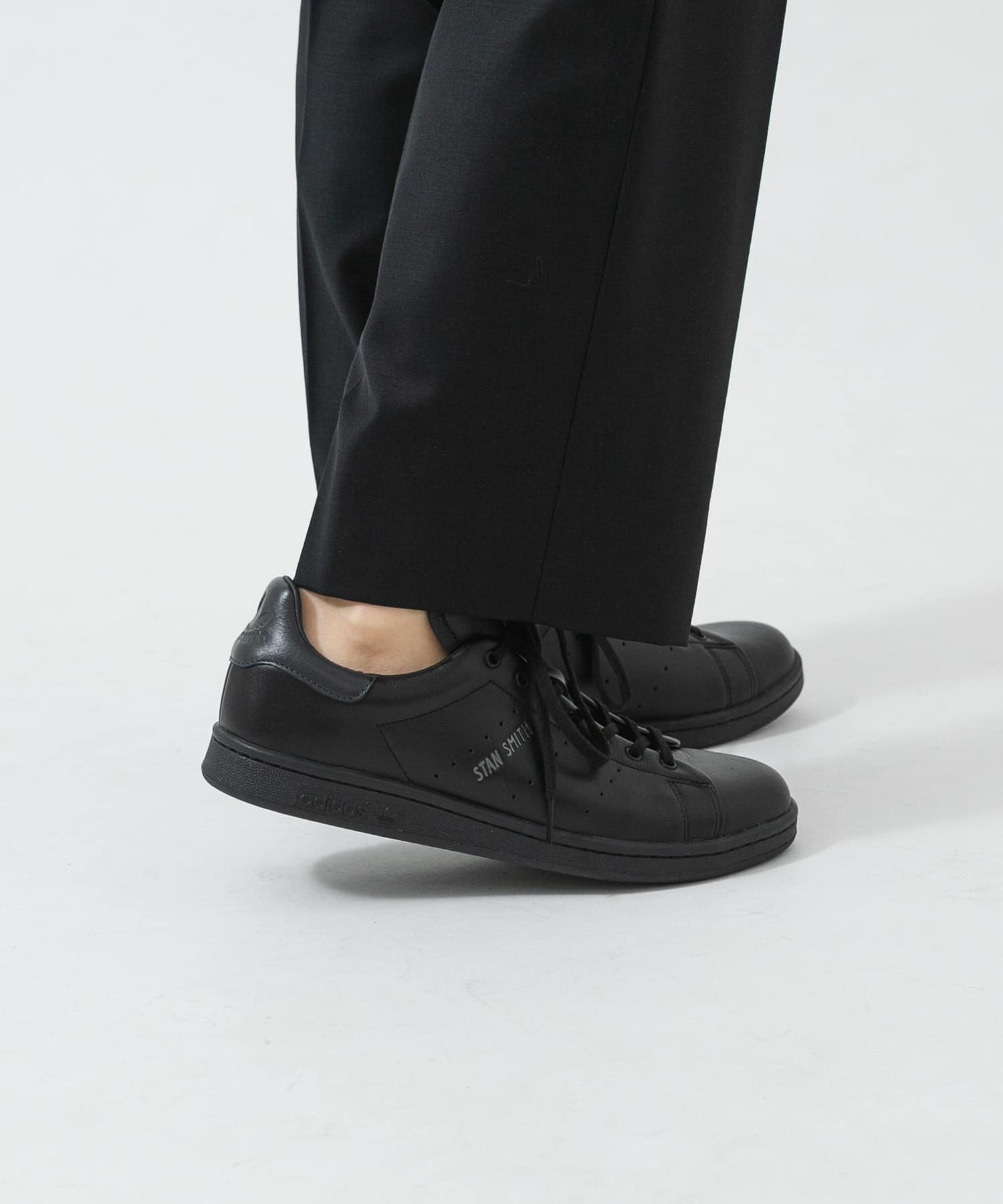 adidas STAN SMITH LUX(26 CORE BLACK): シューズ｜URBAN RESEARCH公式