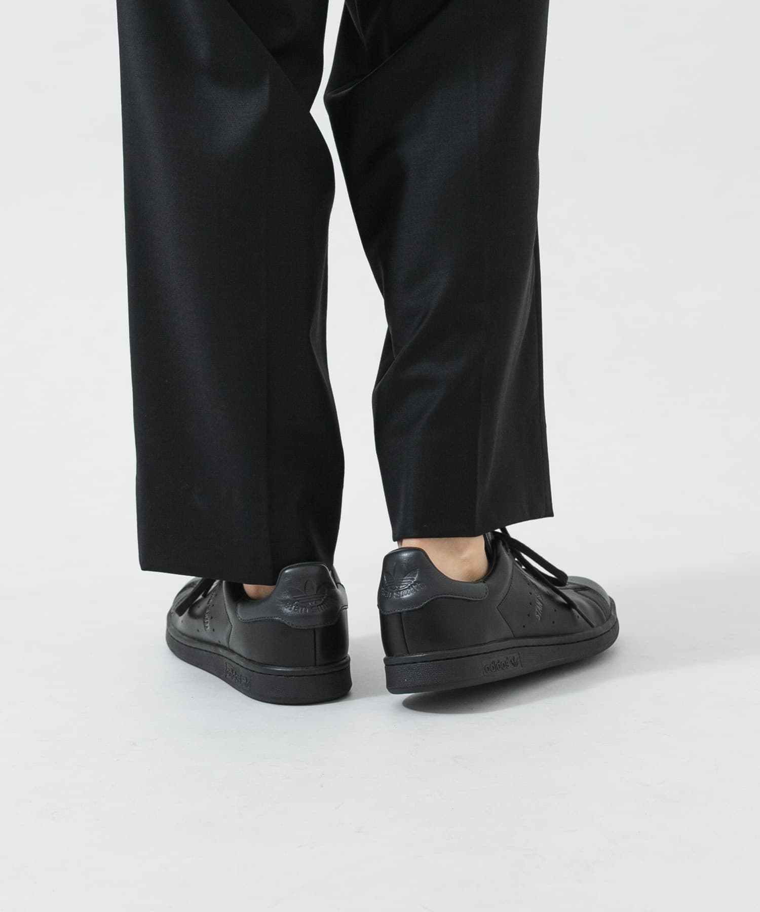 CORE BLACK