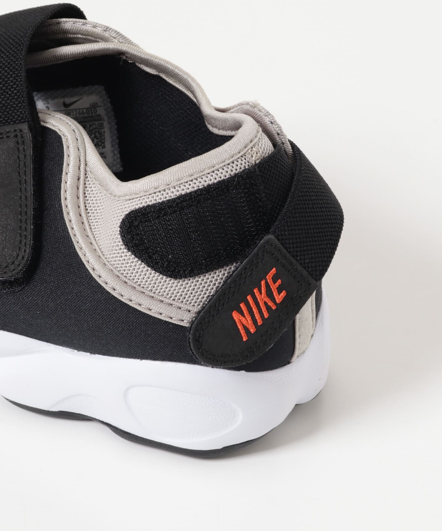 BLK/GRY