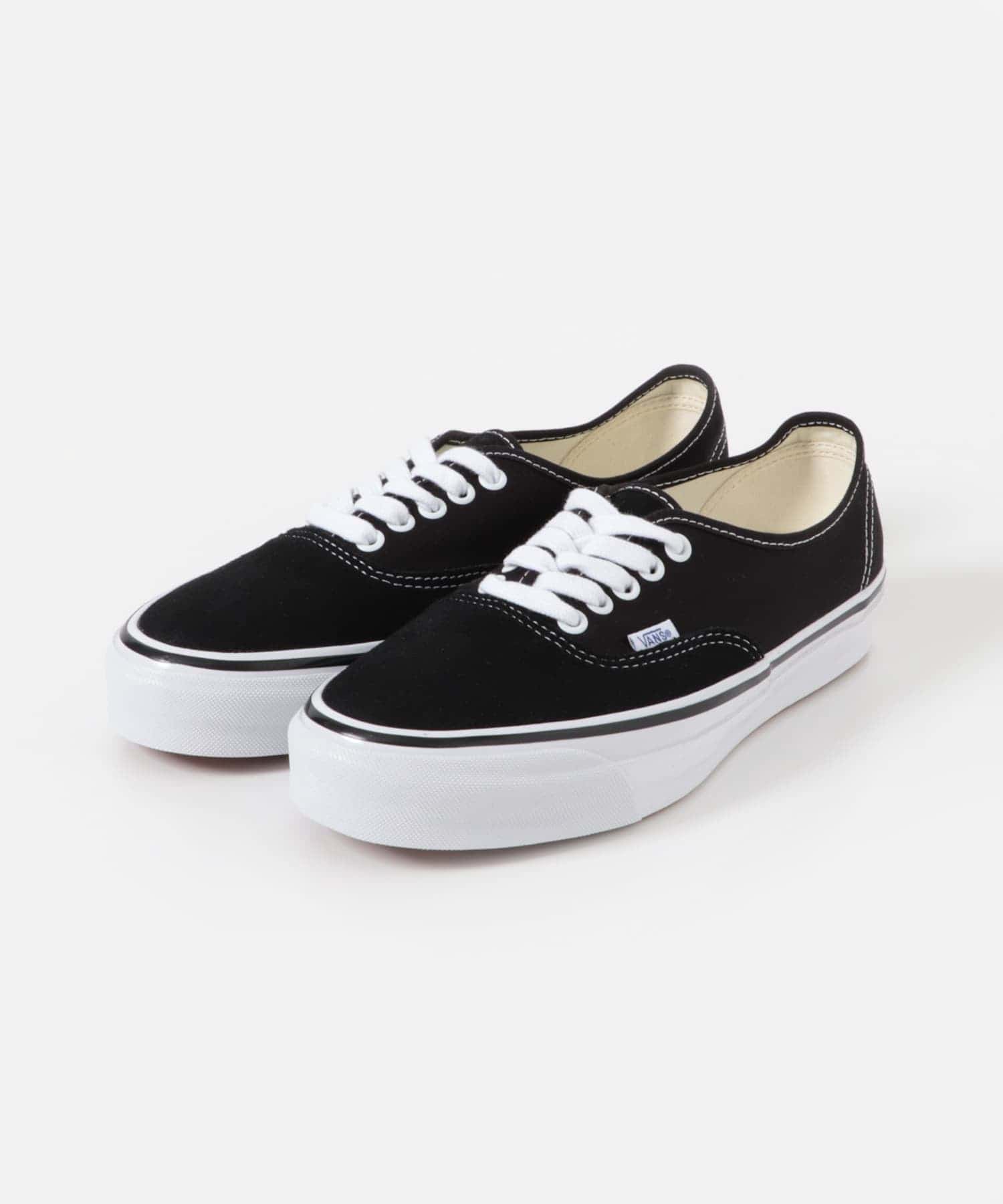 BLK/WHT