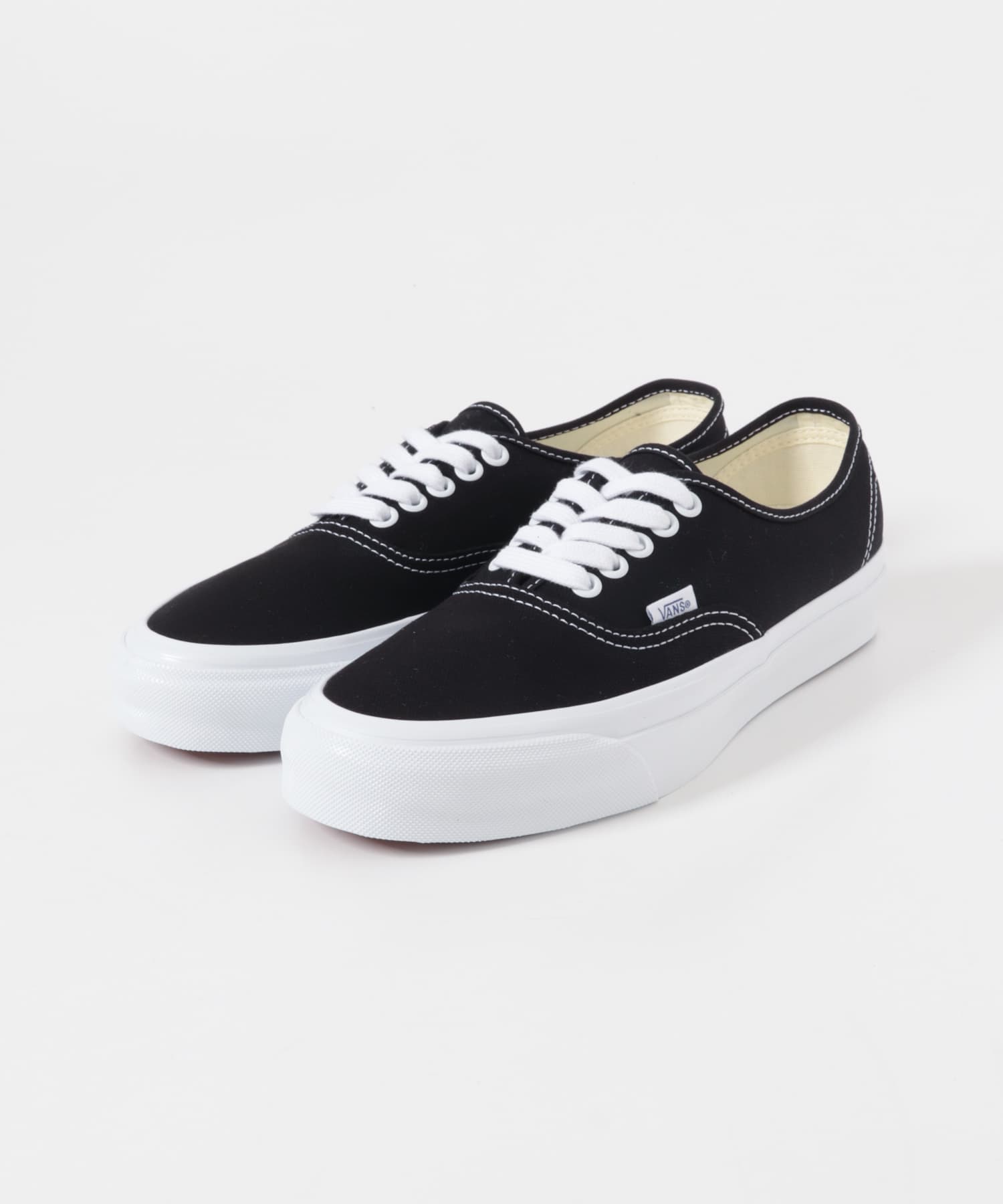LX BLK/WHT