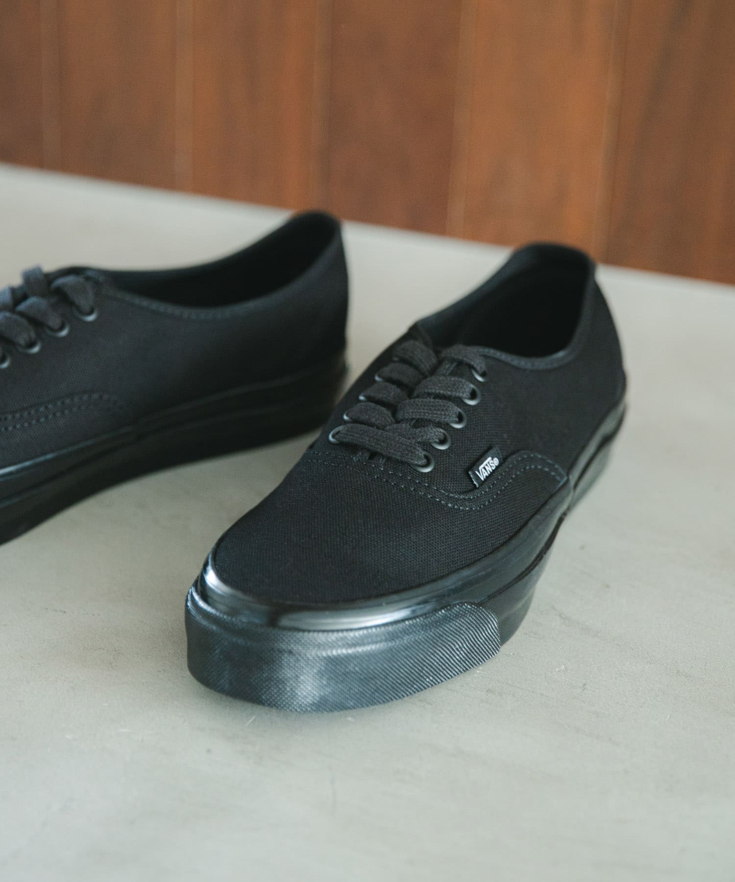 BLK/BLK