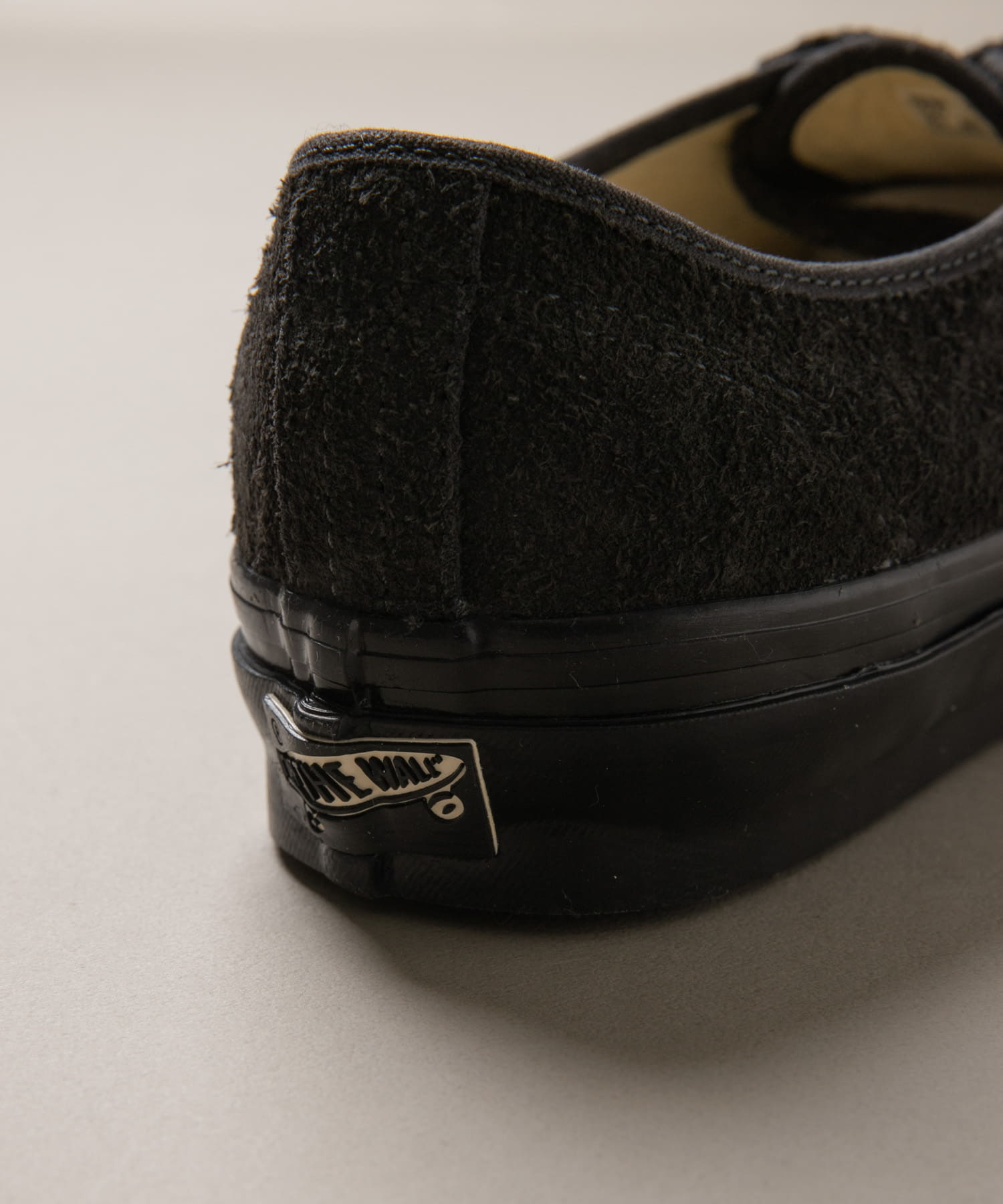 FADE BLK