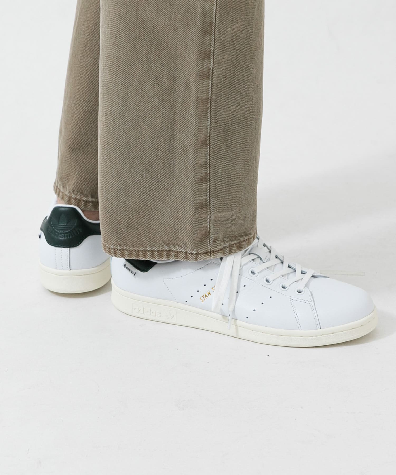 WTWR WHITE