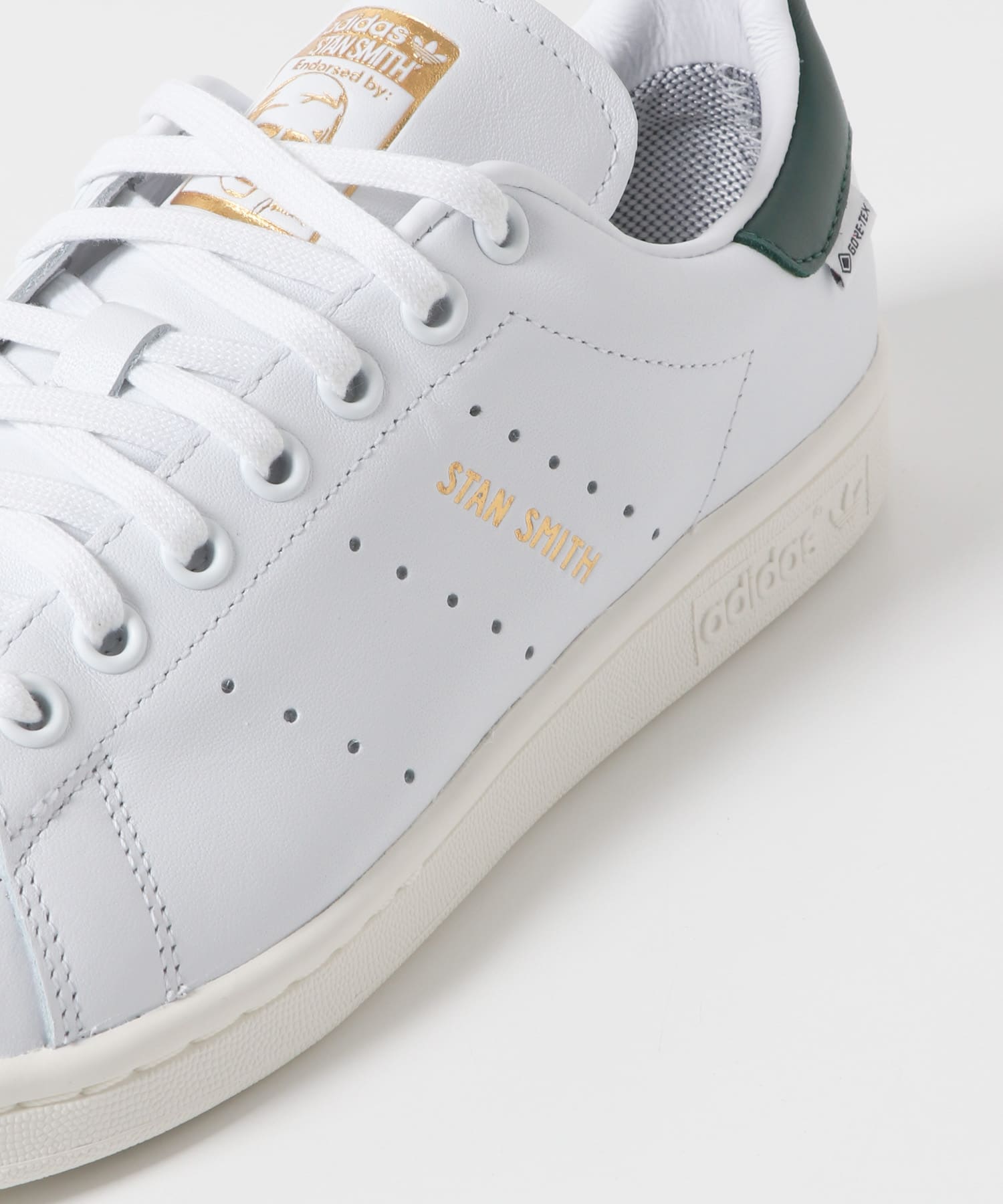 WTWR WHITE