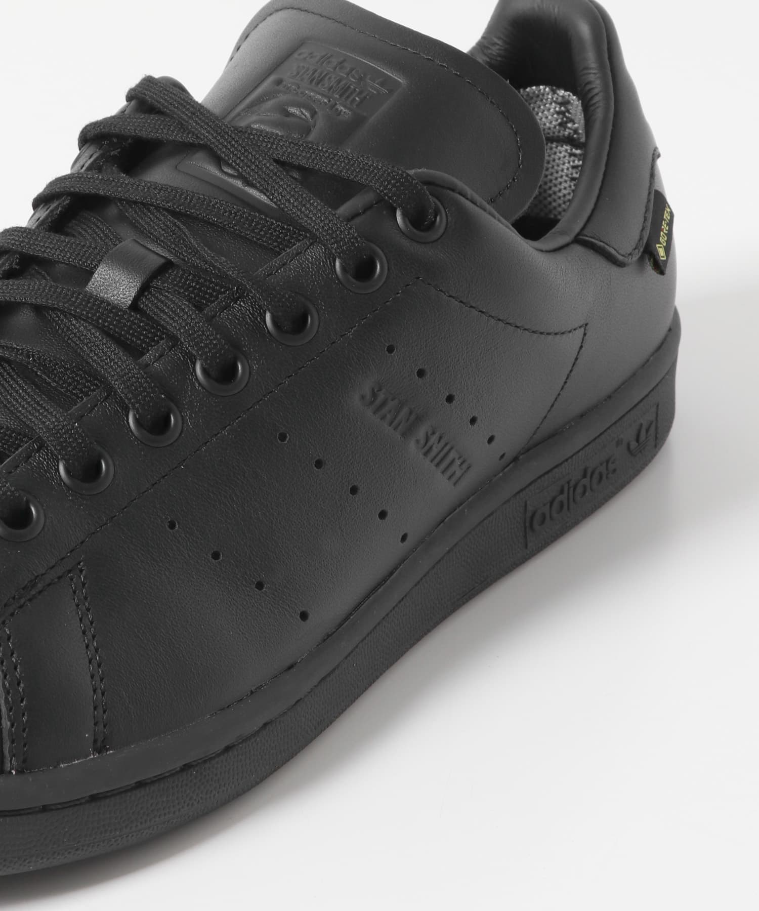adidas STAN SMITH GTX(26 CORE BLACK): シューズ｜URBAN RESEARCH公式