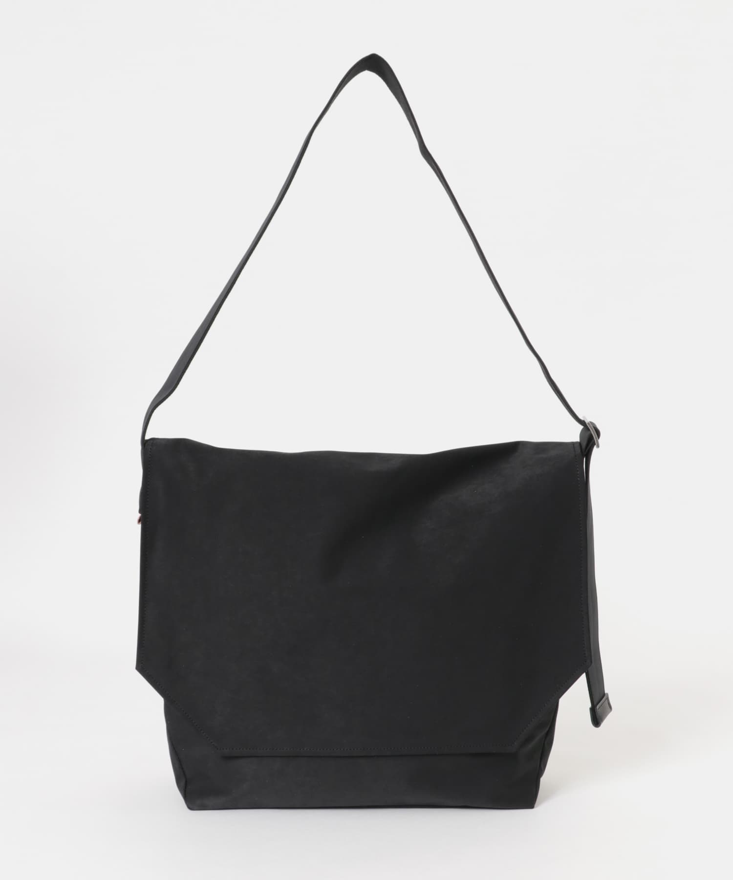 Hender Scheme　FLAP SHOULDER BIG BLACK Free