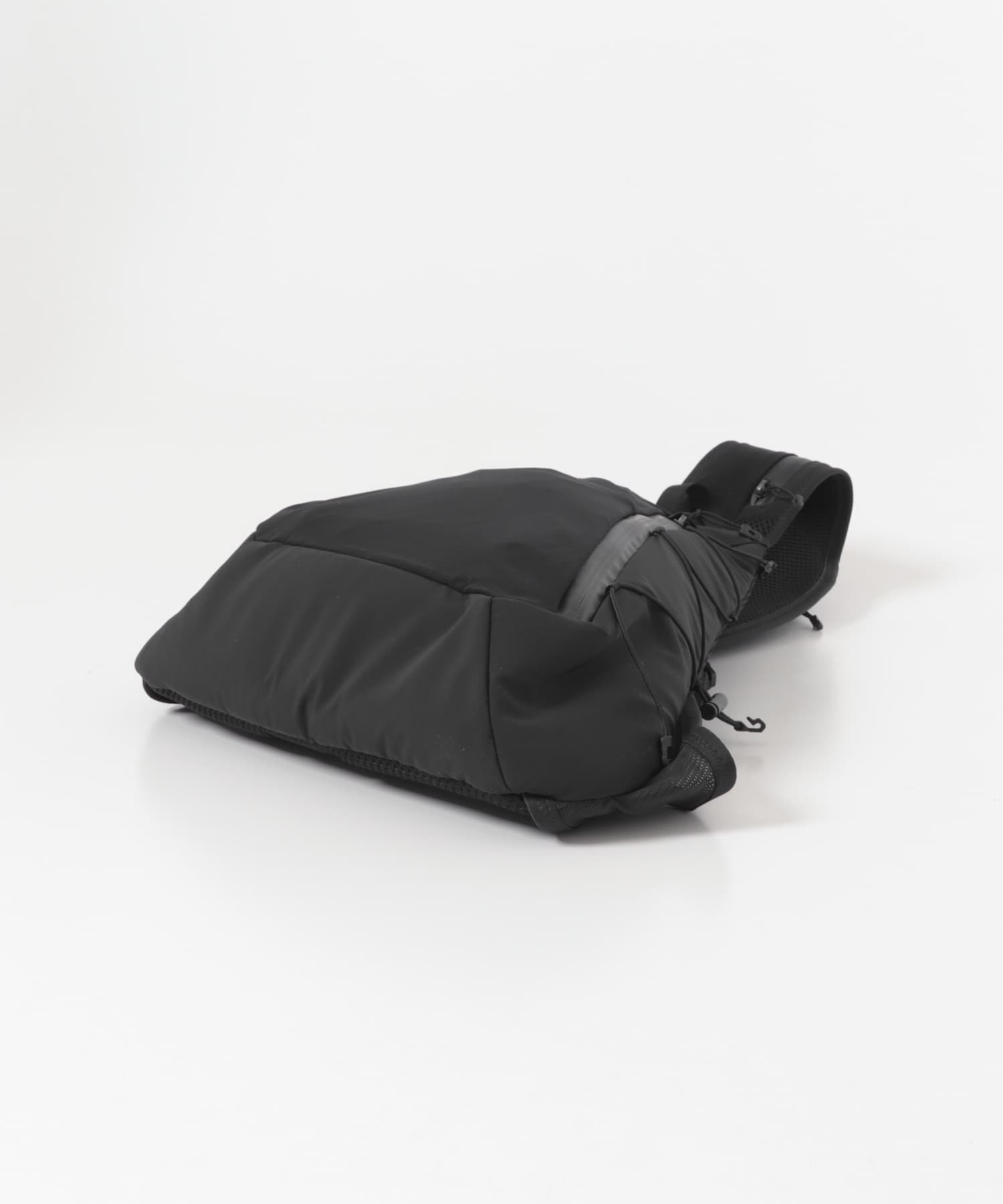 SALOMON　ADV CROSS BODY BAG BLACK Free
